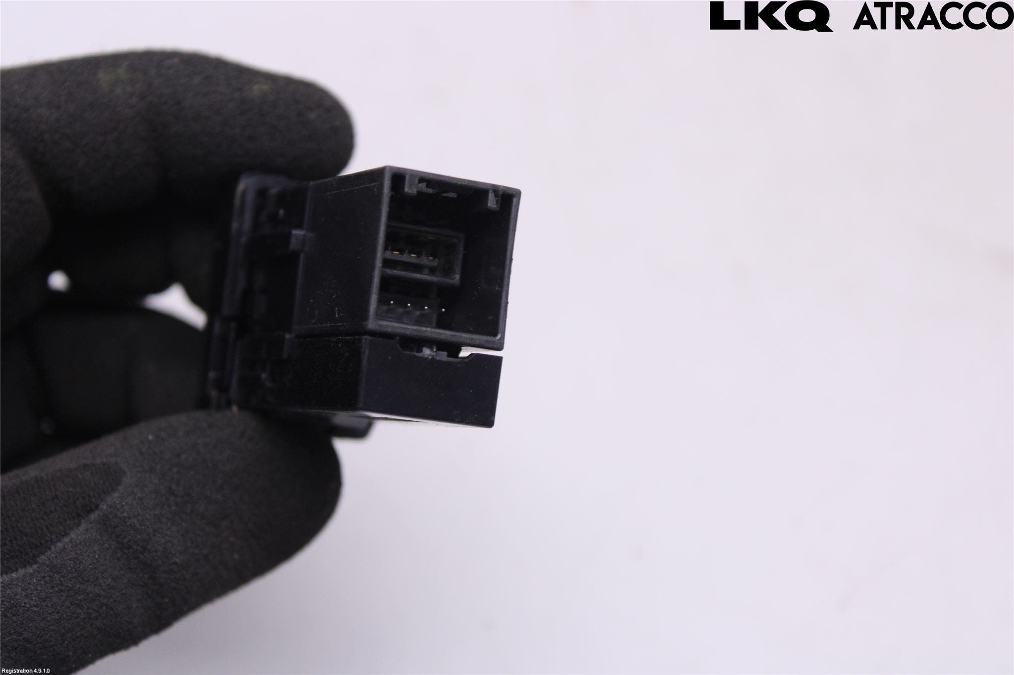 Toyota RAV4 13-18 Usb Connection