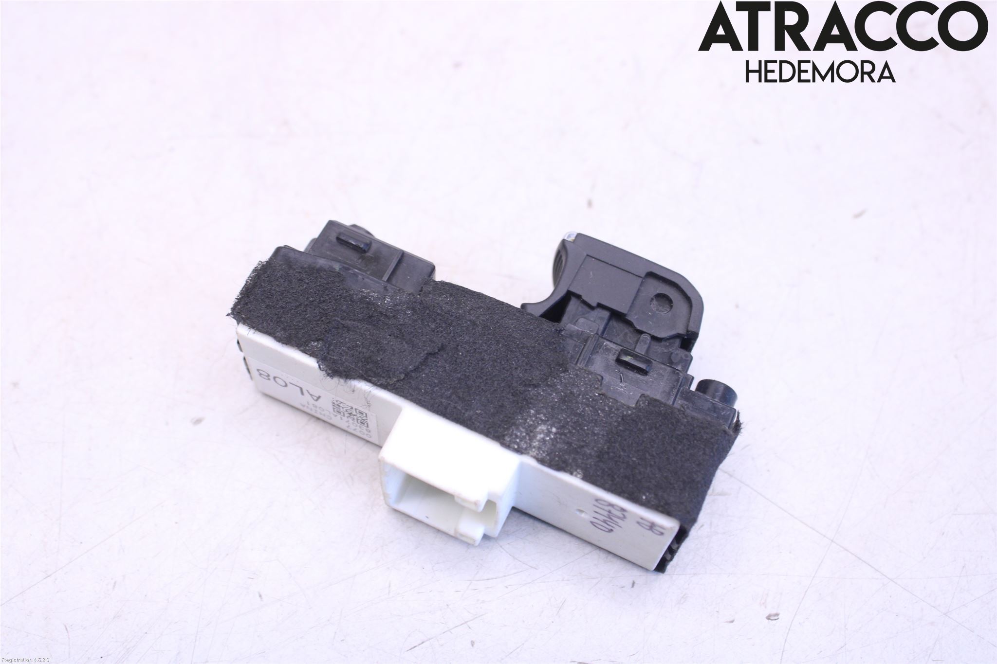 Subaru OUTBACK 15-20 Strömställare Elhiss