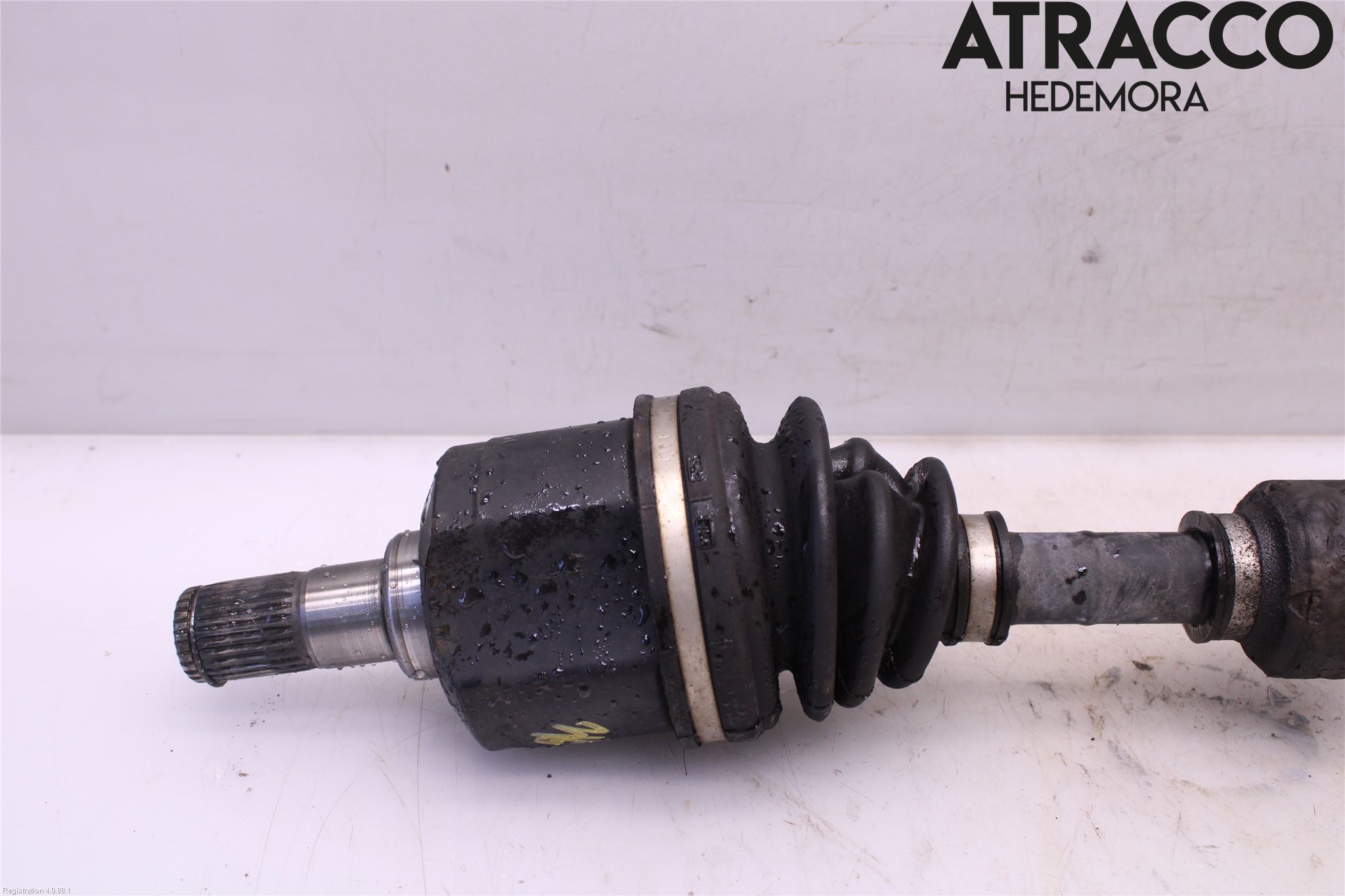 Hyundai i40 08-15 Drivaxel Fram Vänster