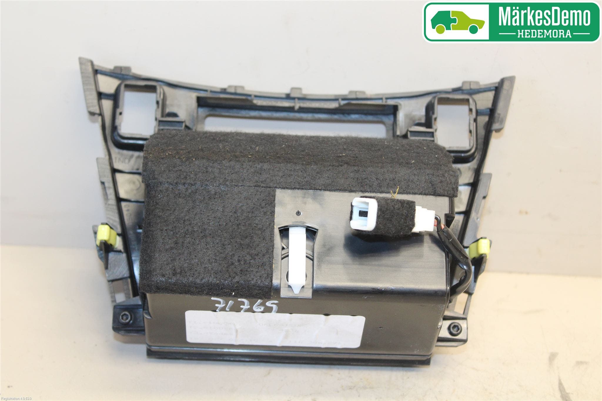 Toyota AVENSIS 09-15 Askkopp