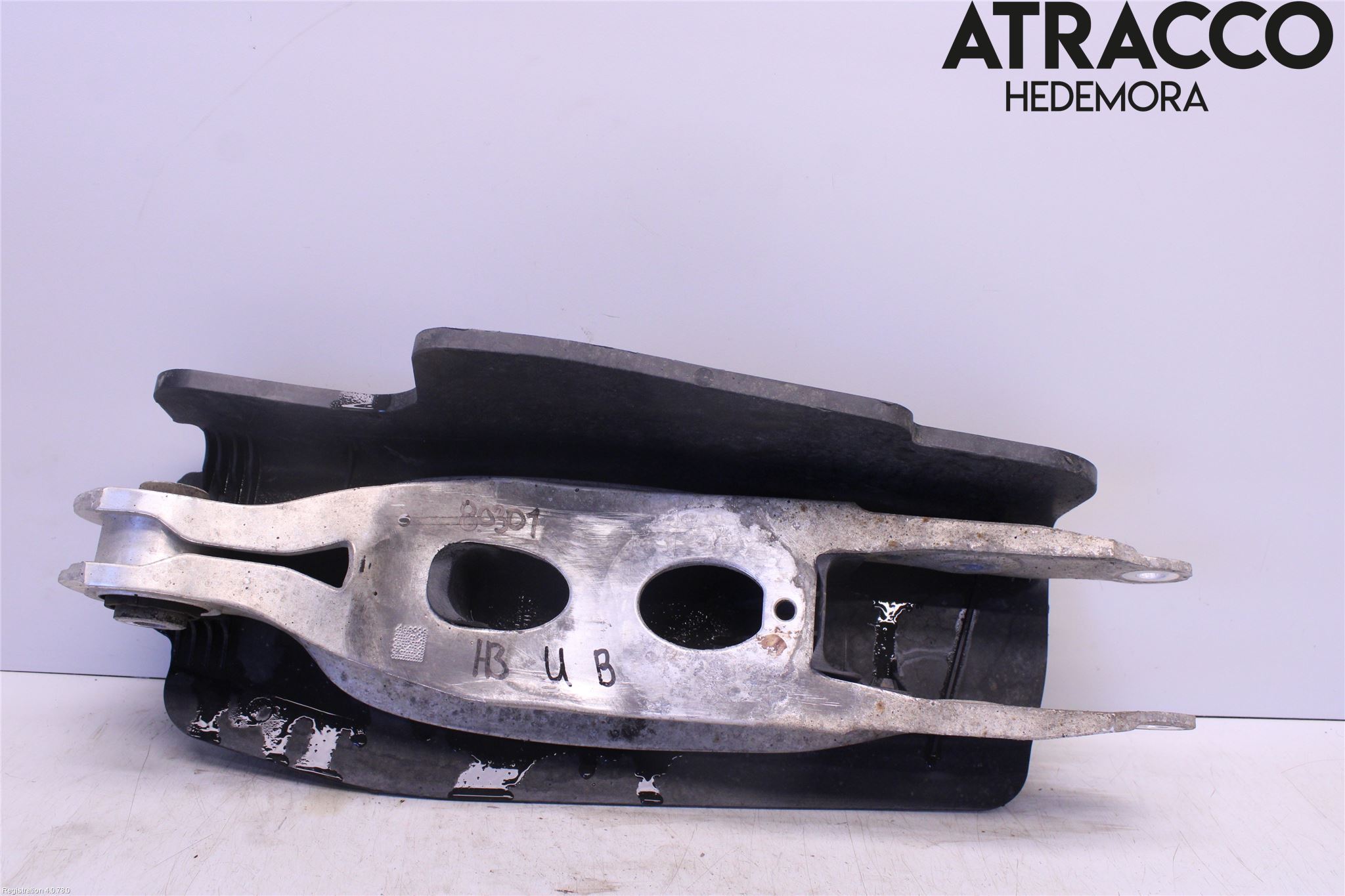 Audi A4/S4 B9 16-19 Bärarm Bak Höger