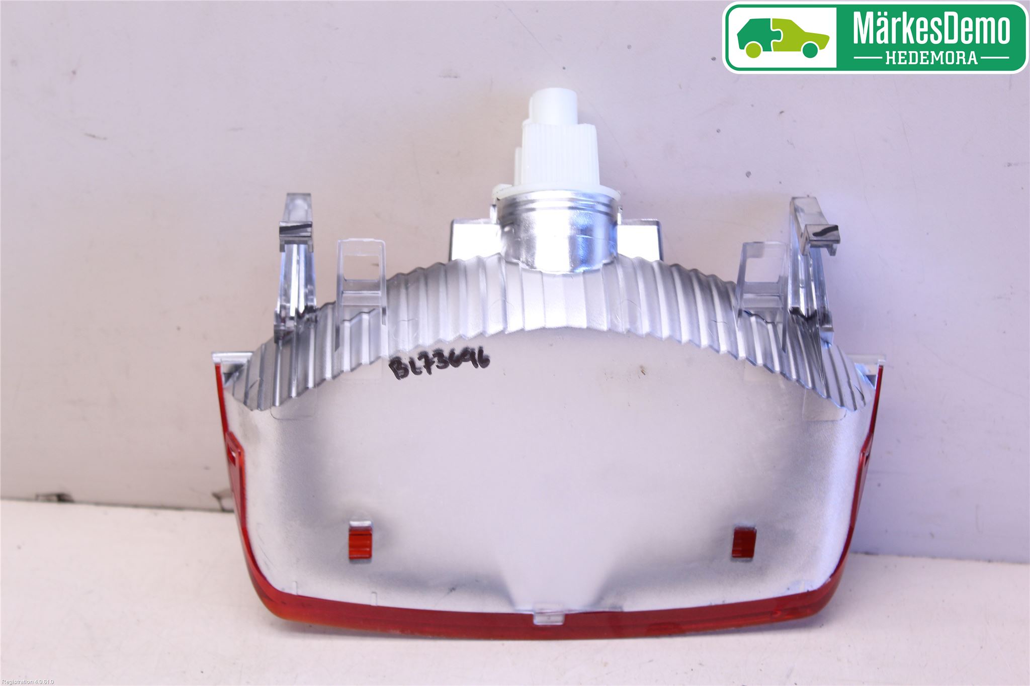 Nissan MICRA 03-07 Bromsljus Bakruta