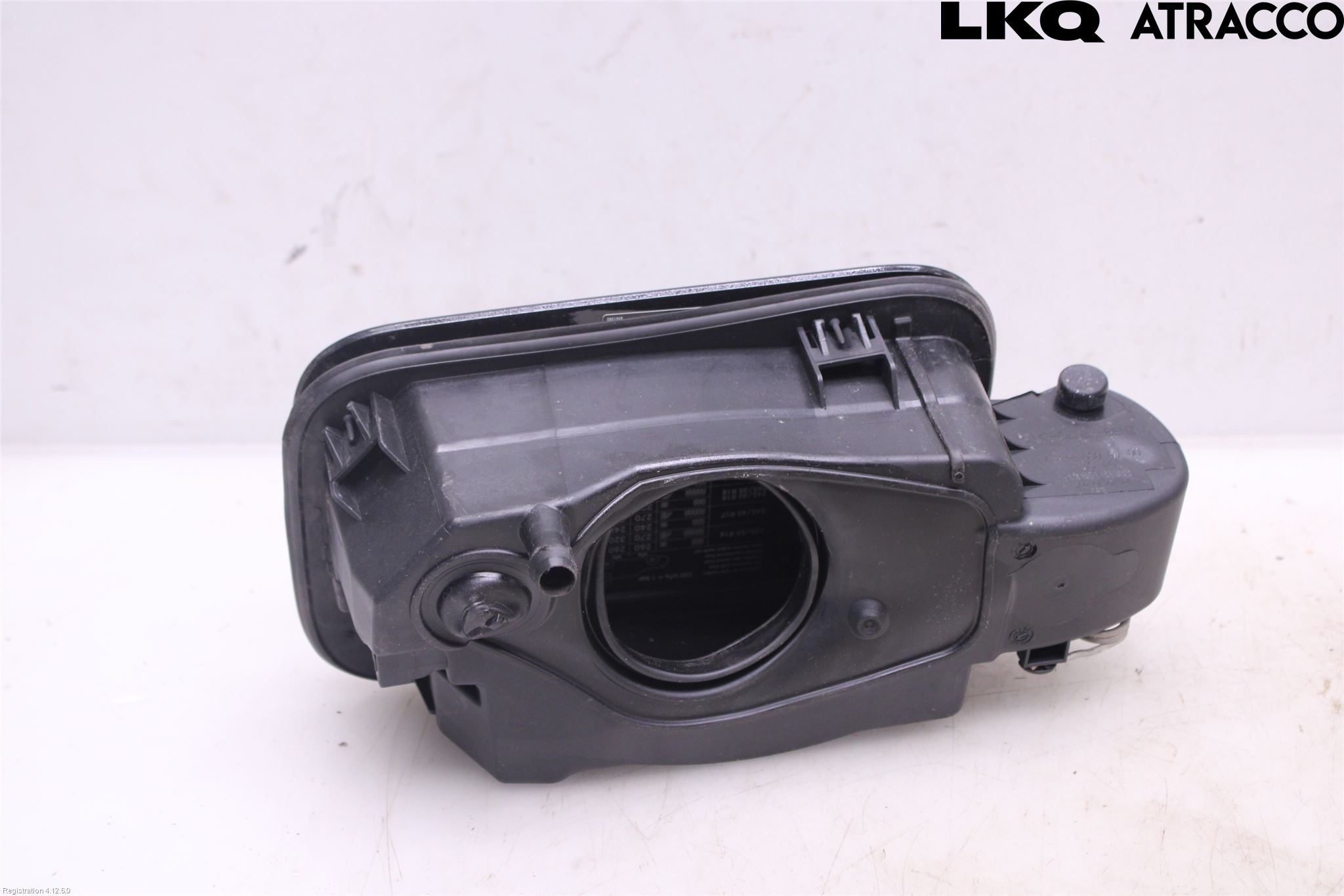 Mercedes-Benz MB E-KLASS (W212) 09-16 Tanklucka