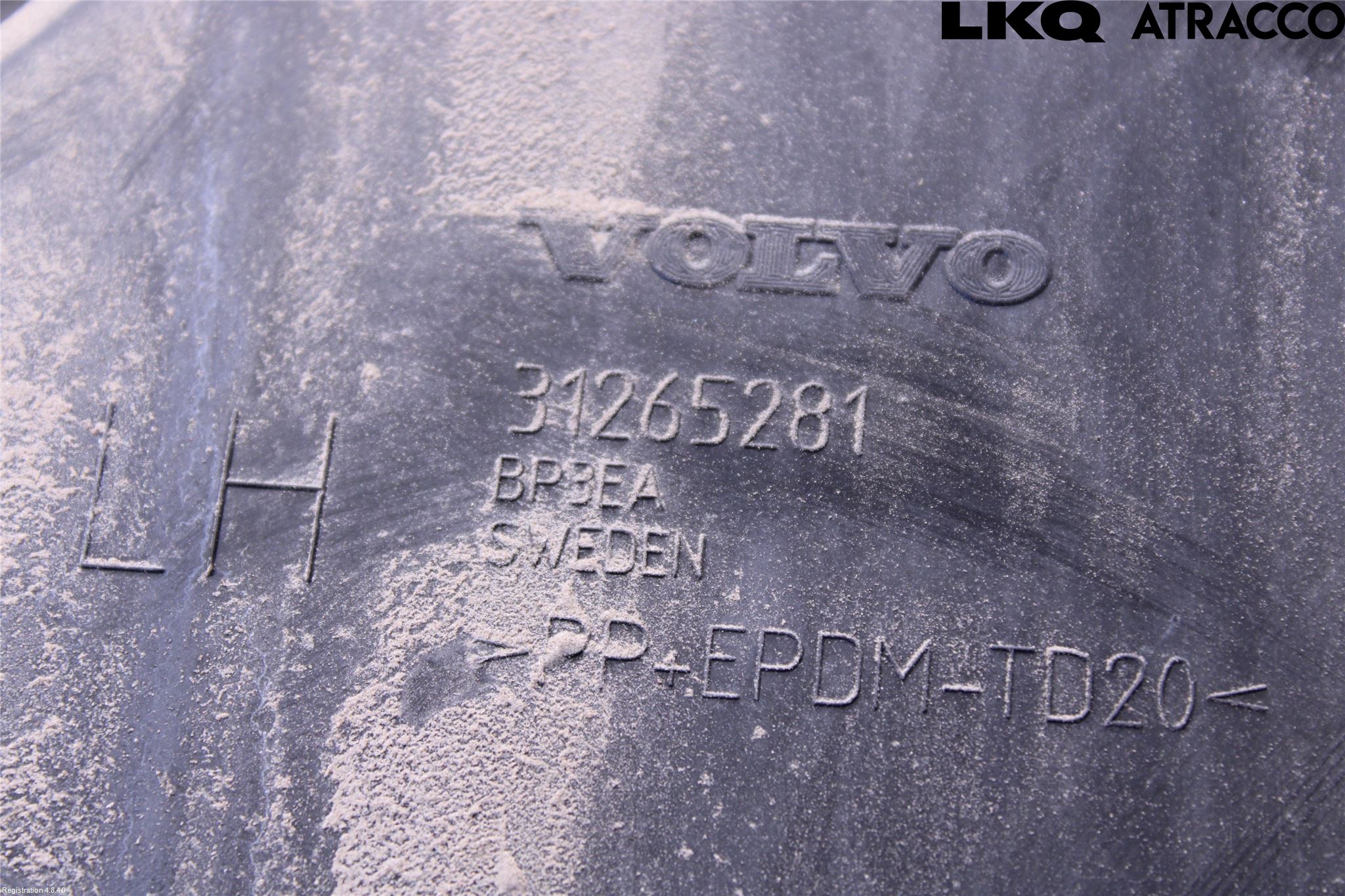 Volvo V60 11-13 Stötfångarfäste Bak Vä