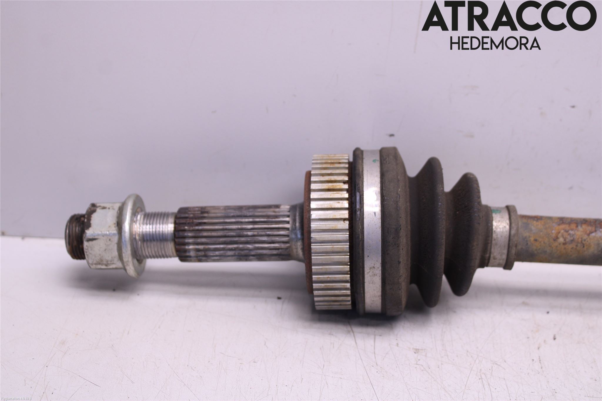 Nissan QASHQAI 14-17 Drivaxel Bak Höger