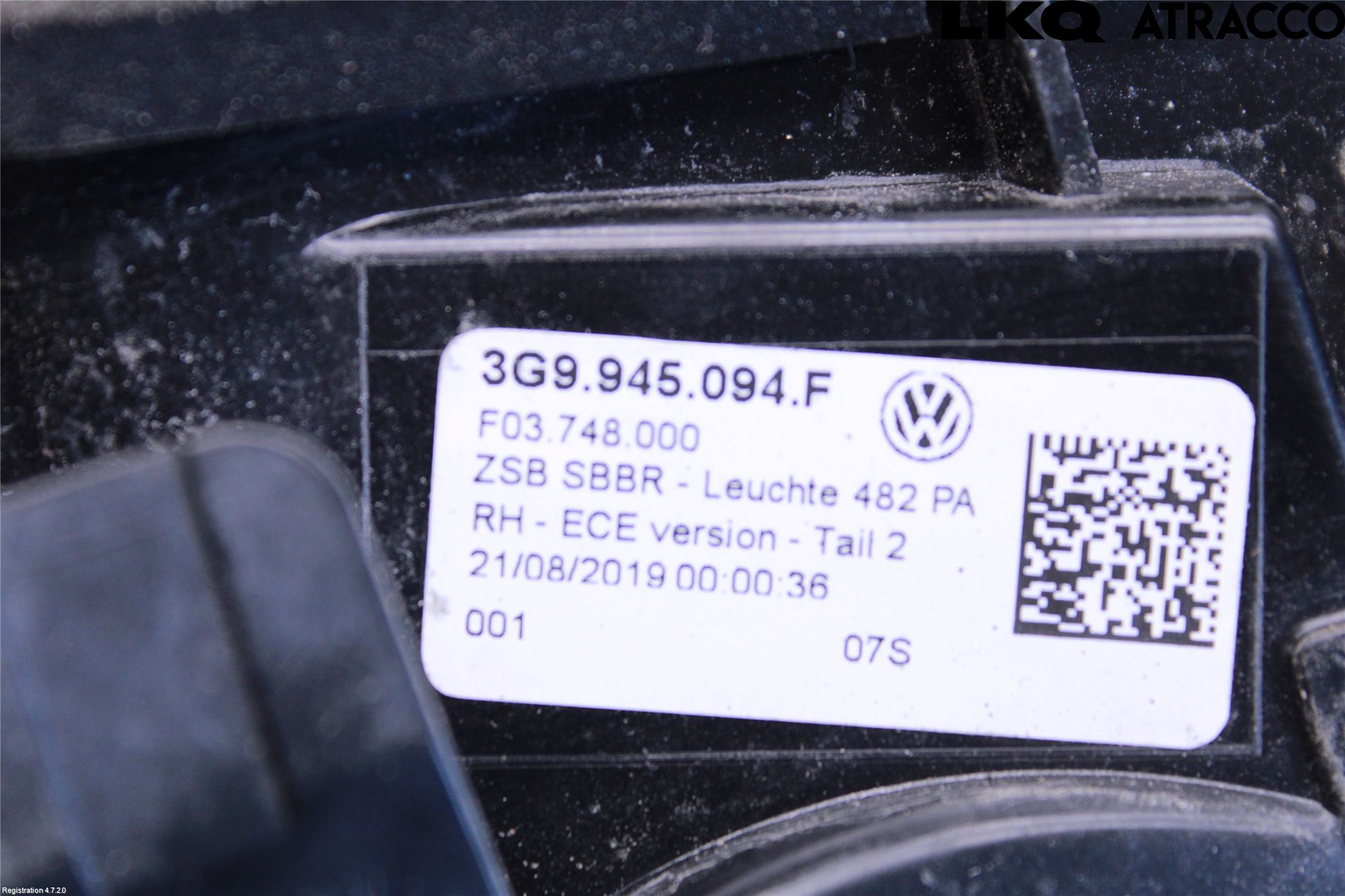 Volkswagen VW PASSAT 20-24 Bakljus Lucka Hö