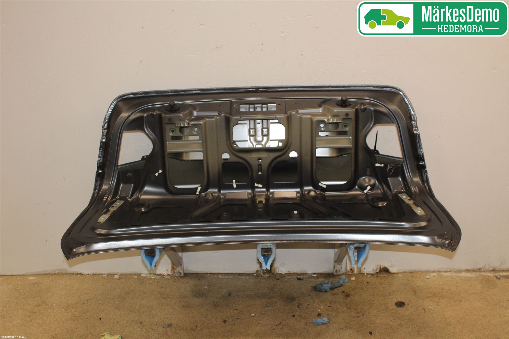 BMW 3 F30/F31/F80 12-19 Baklucka (Ej Med Ruta)