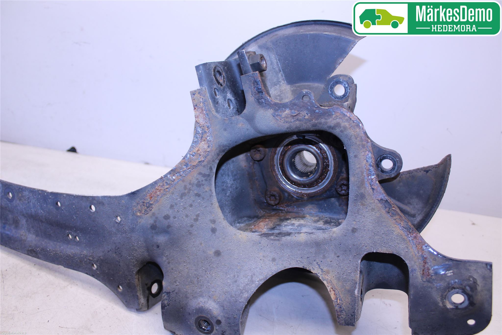 Volvo XC70 14-16 Hjullagerhus Bak Hö