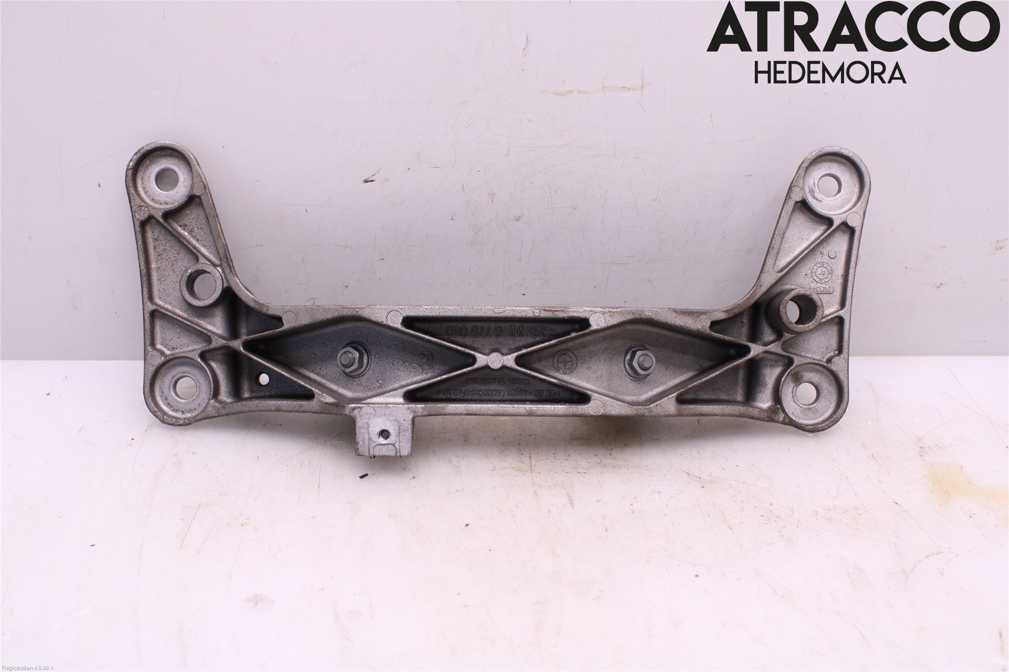 BMW 1 E82/88 Coupé/Cab 06-13 Växellådsbalk