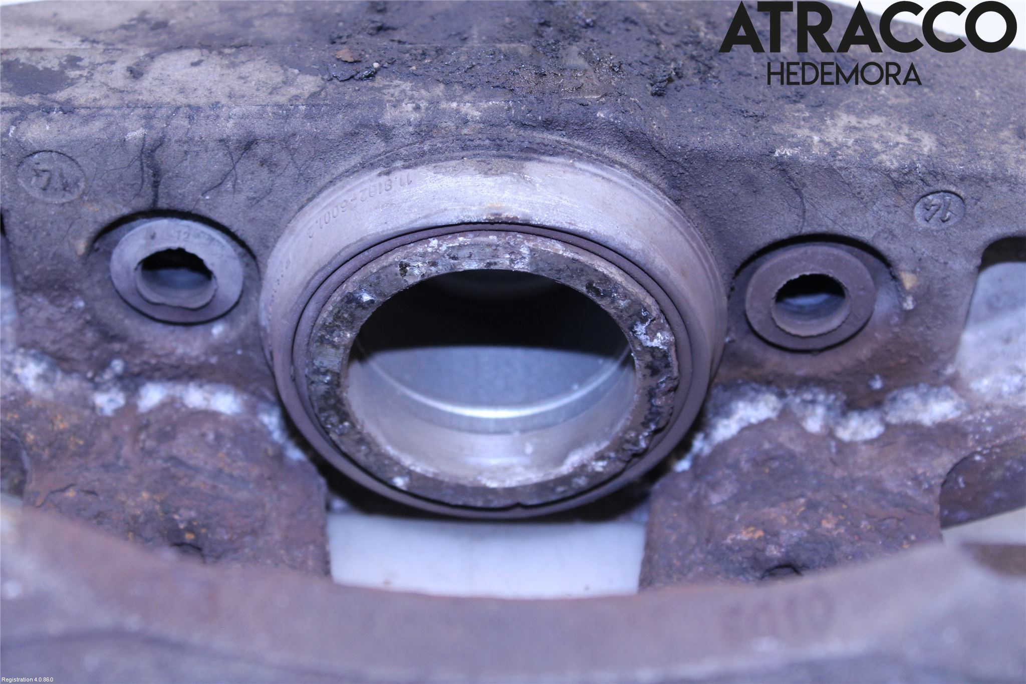 Volvo XC90 03-06 Bromsok Fram Höger