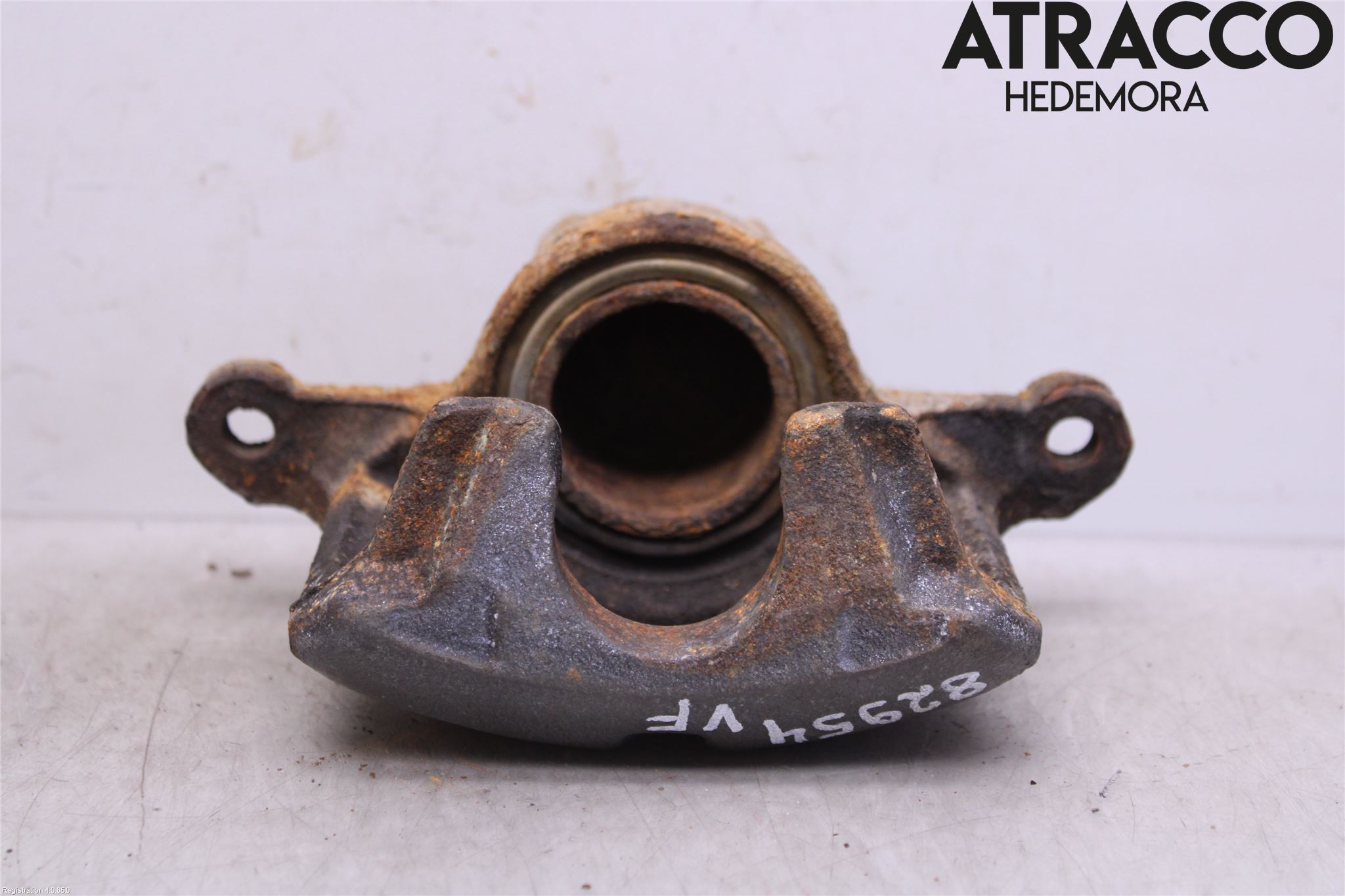 Mitsubishi LANCER 07-14 Bromsok Fram Vänster