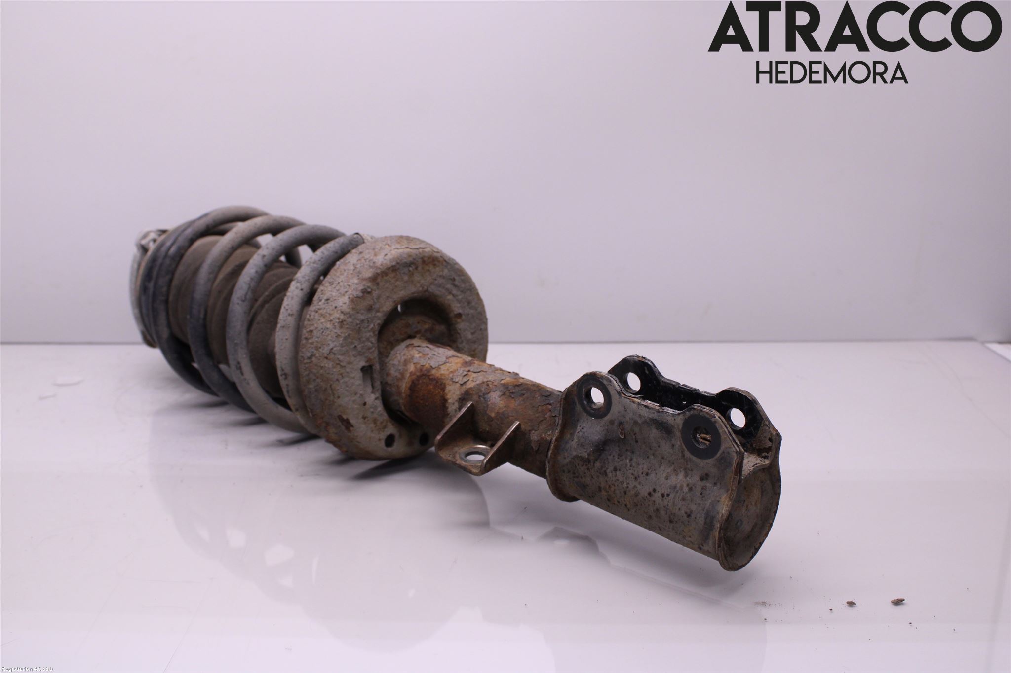 Saab 9-5     06-10 Fjäderben Fram Höger