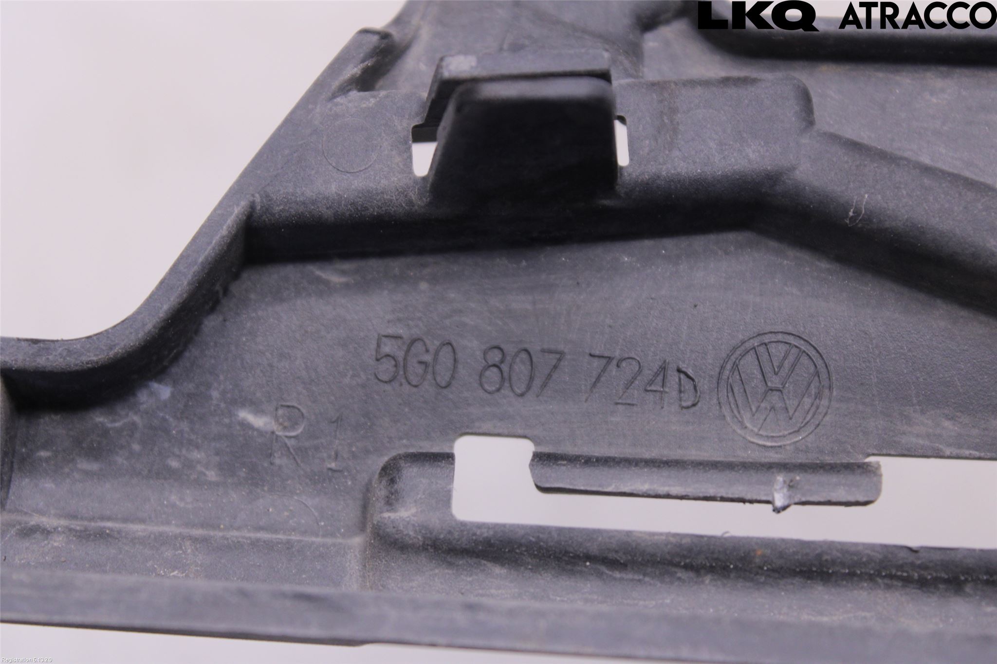 Volkswagen VW GOLF / E-GOLF VII 13-20 Stötfångarfäste Fram Hö