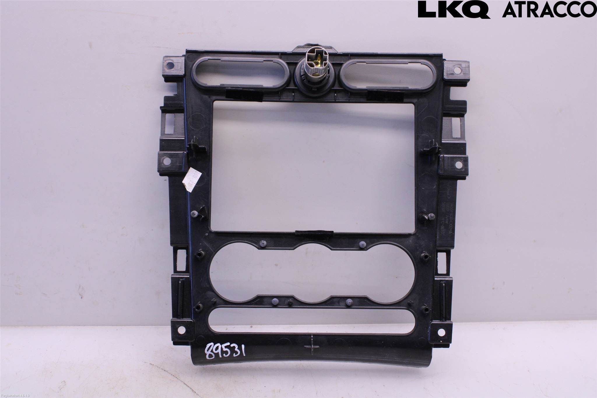 Ford MUSTANG V 05-14 Instrument-Radio Sarg