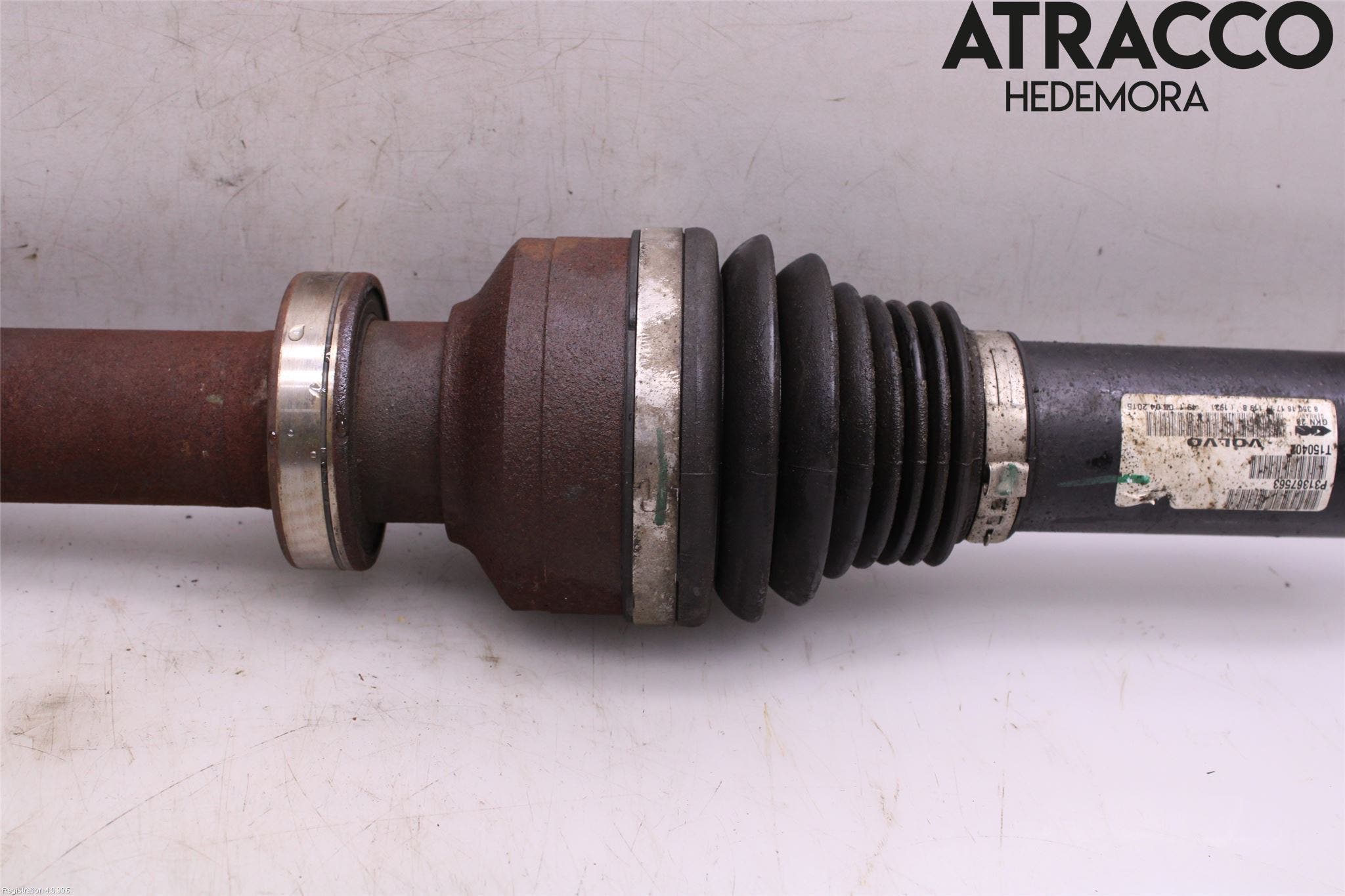 Volvo XC60 14-17 Drivaxel Fram Höger