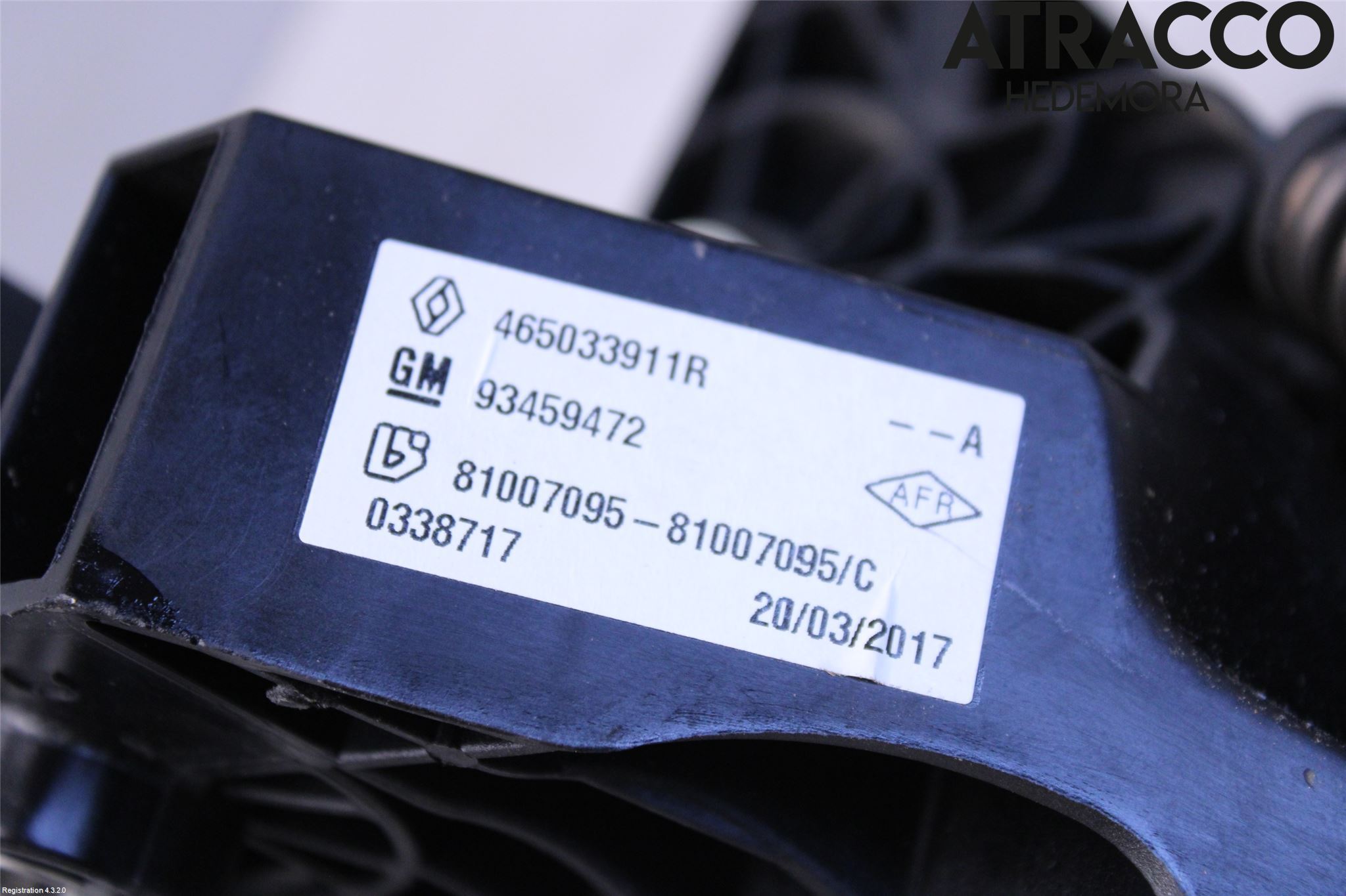 Renault TRAFIC/E-TECH 15- Bromspedal