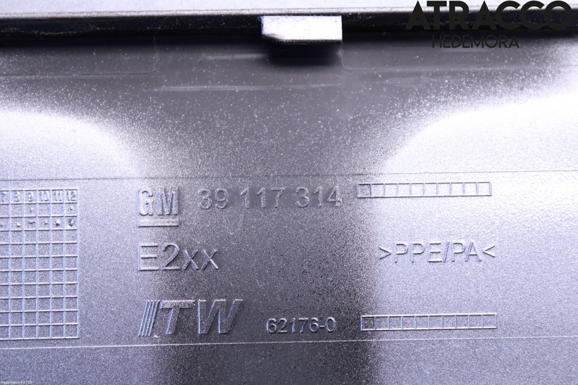 Opel INSIGNIA 17- Tanklucka