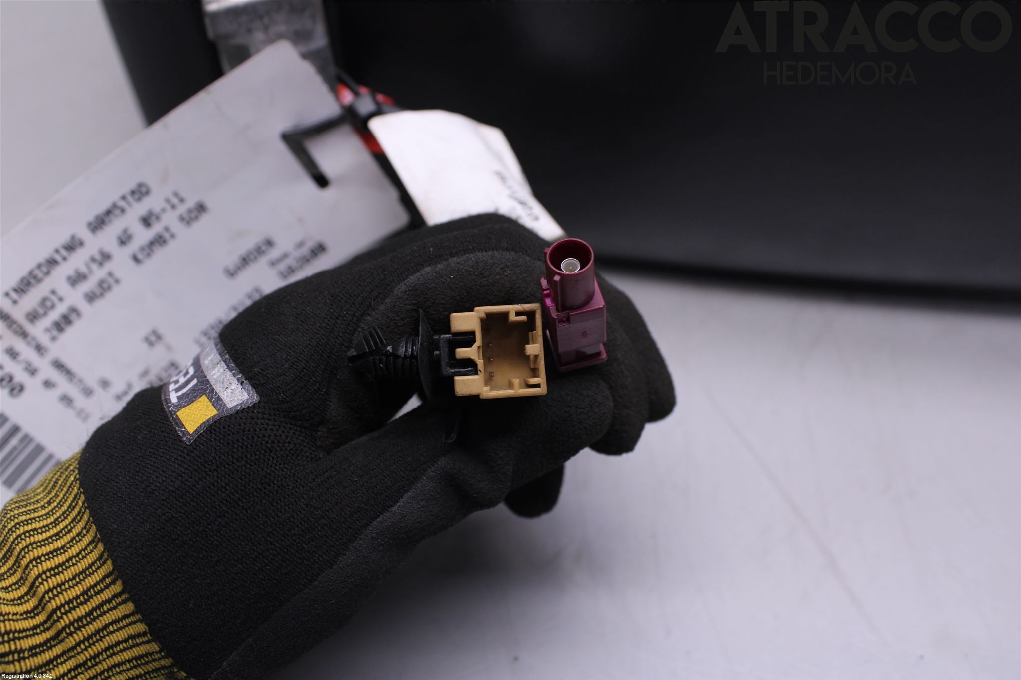 Audi A6/S6     05-11 Inredning Armstöd