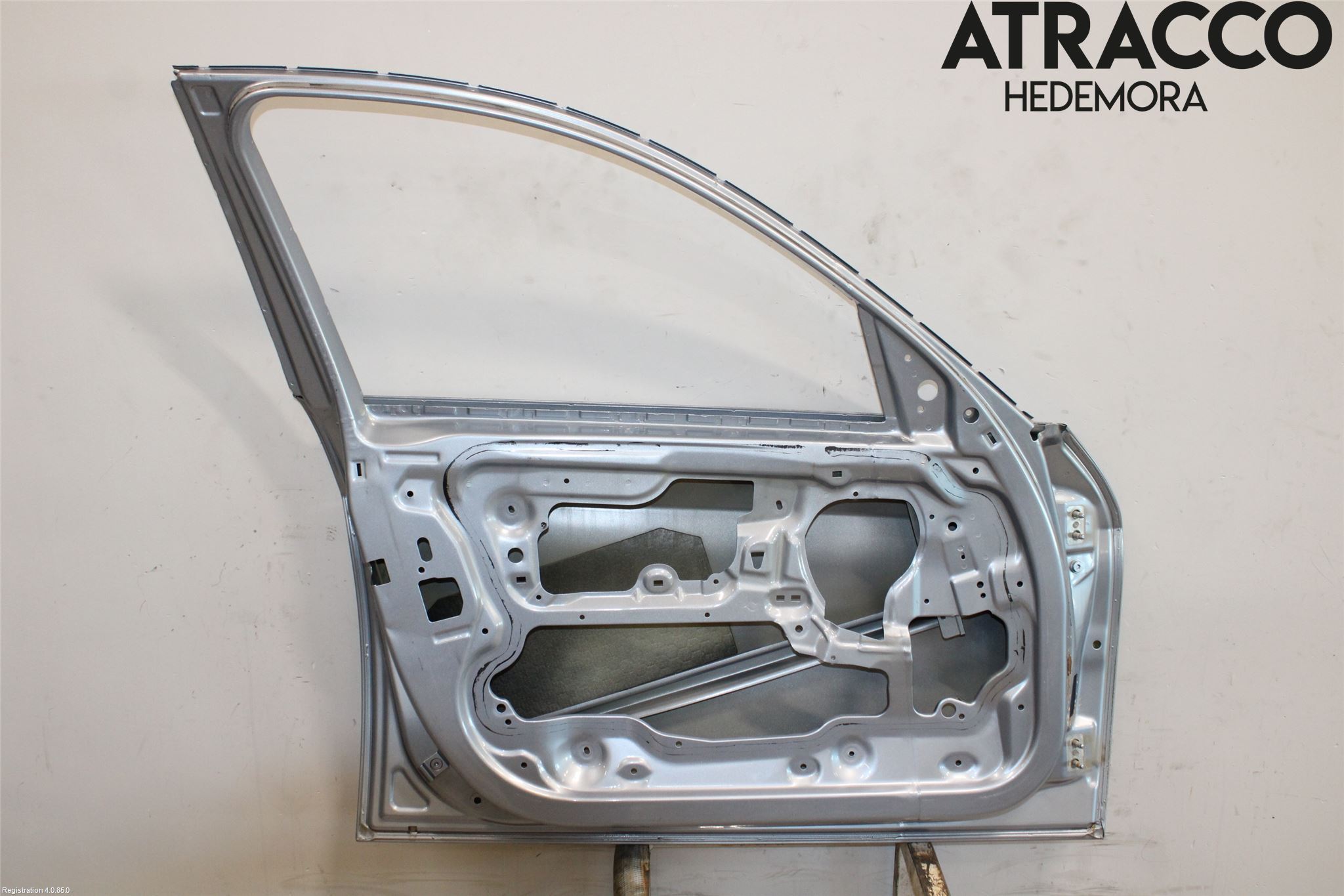 BMW 3 E90/91 SED/TOU 05-12 Dörr Fram Vänster