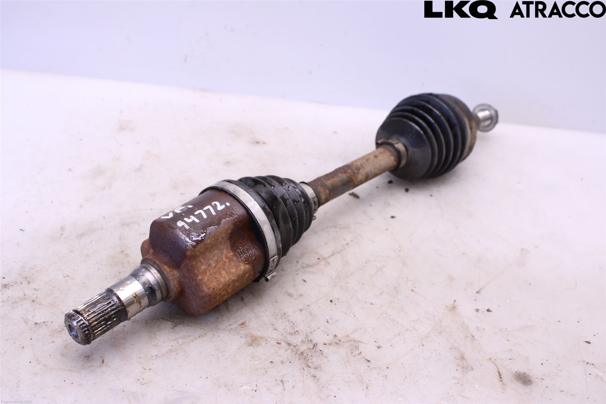 Ford TRANSIT/TOURNEO CONNECT 13-22 Drivaxel Fram Vänster