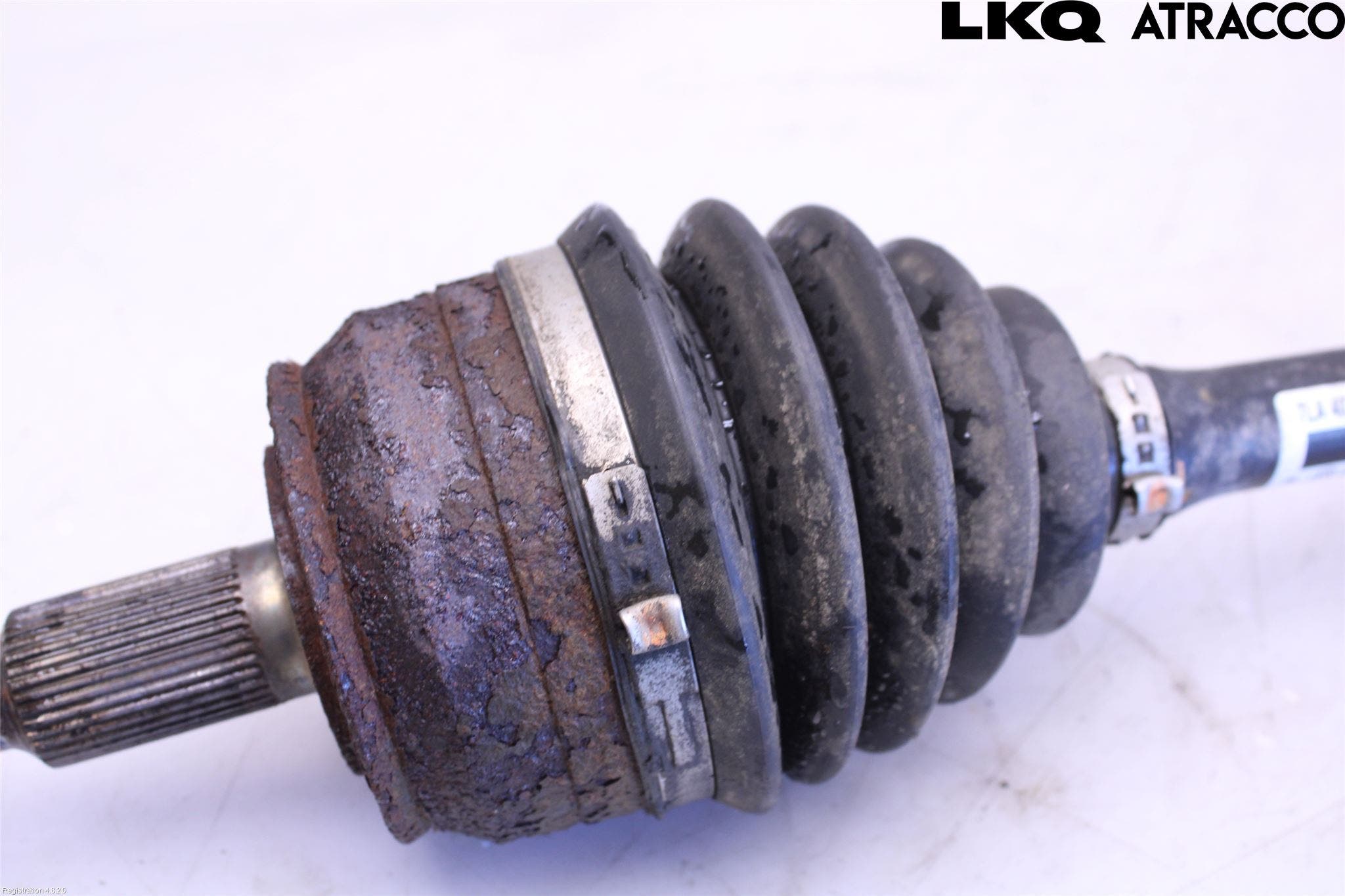 Volkswagen VW TRANSP/CARAVELLE (T6) 16-22 Drivaxel Fram Vänster