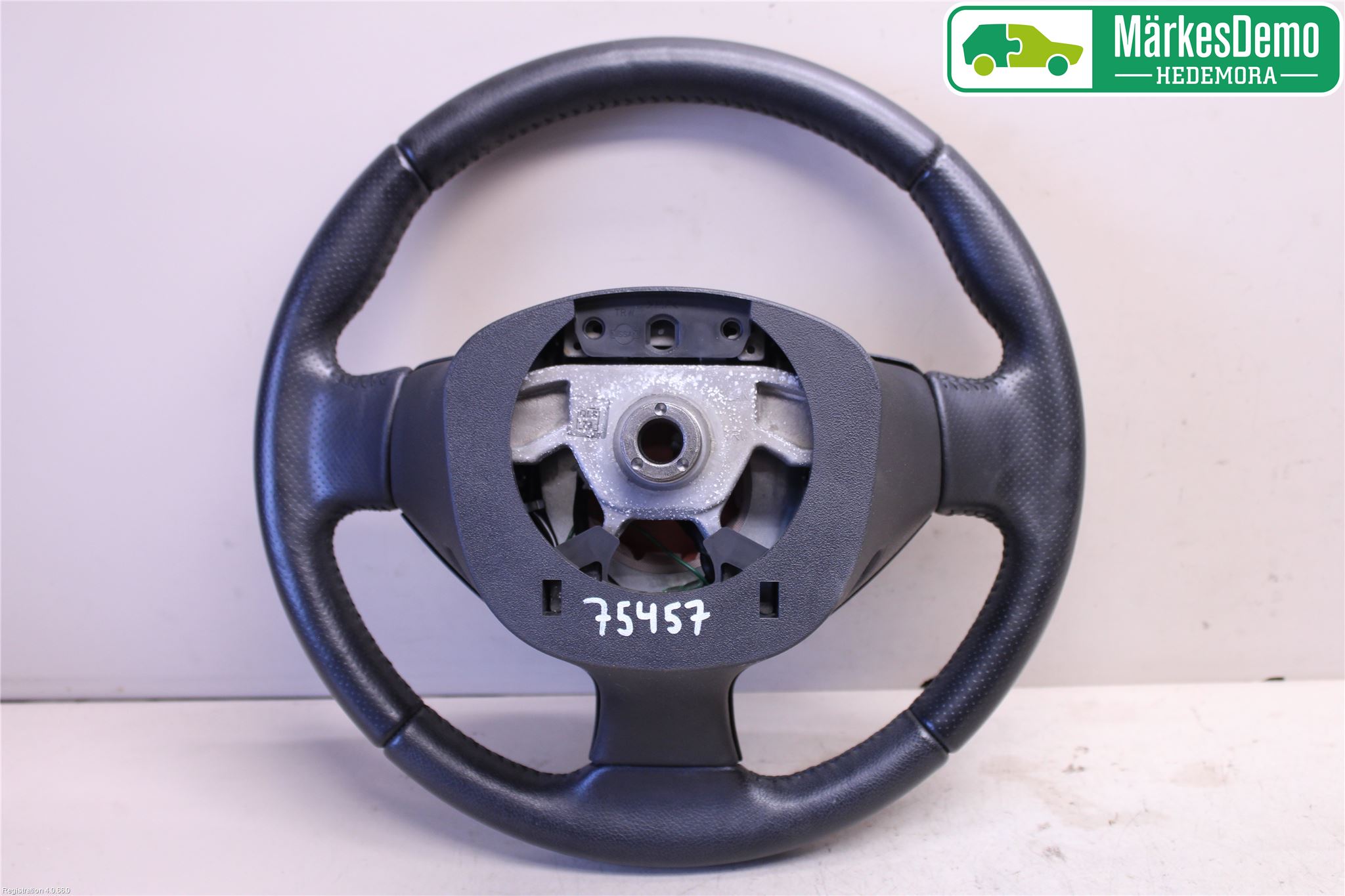 Nissan JUKE 10-14 Ratt