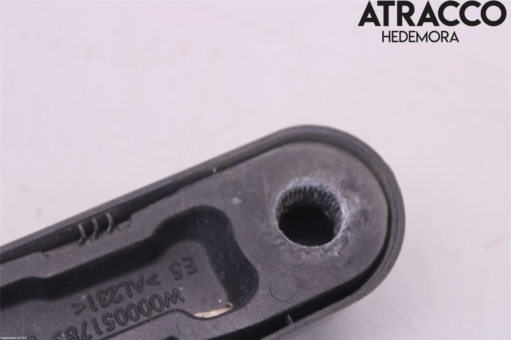 Mercedes-Benz MB C-KLASS (W205) 14-21 Torkararm Armar Vindruta