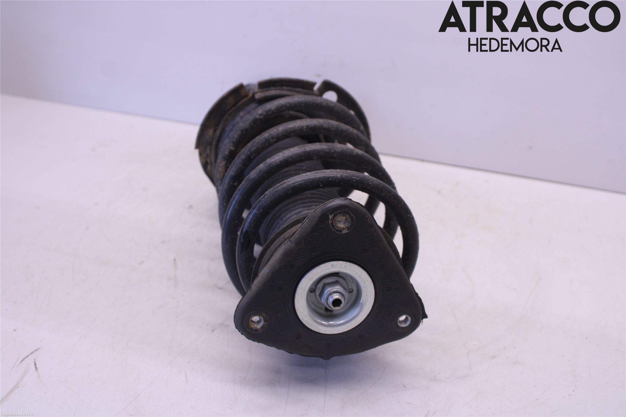 Ford FOCUS 15-18 Fjäderben Fram Vänster