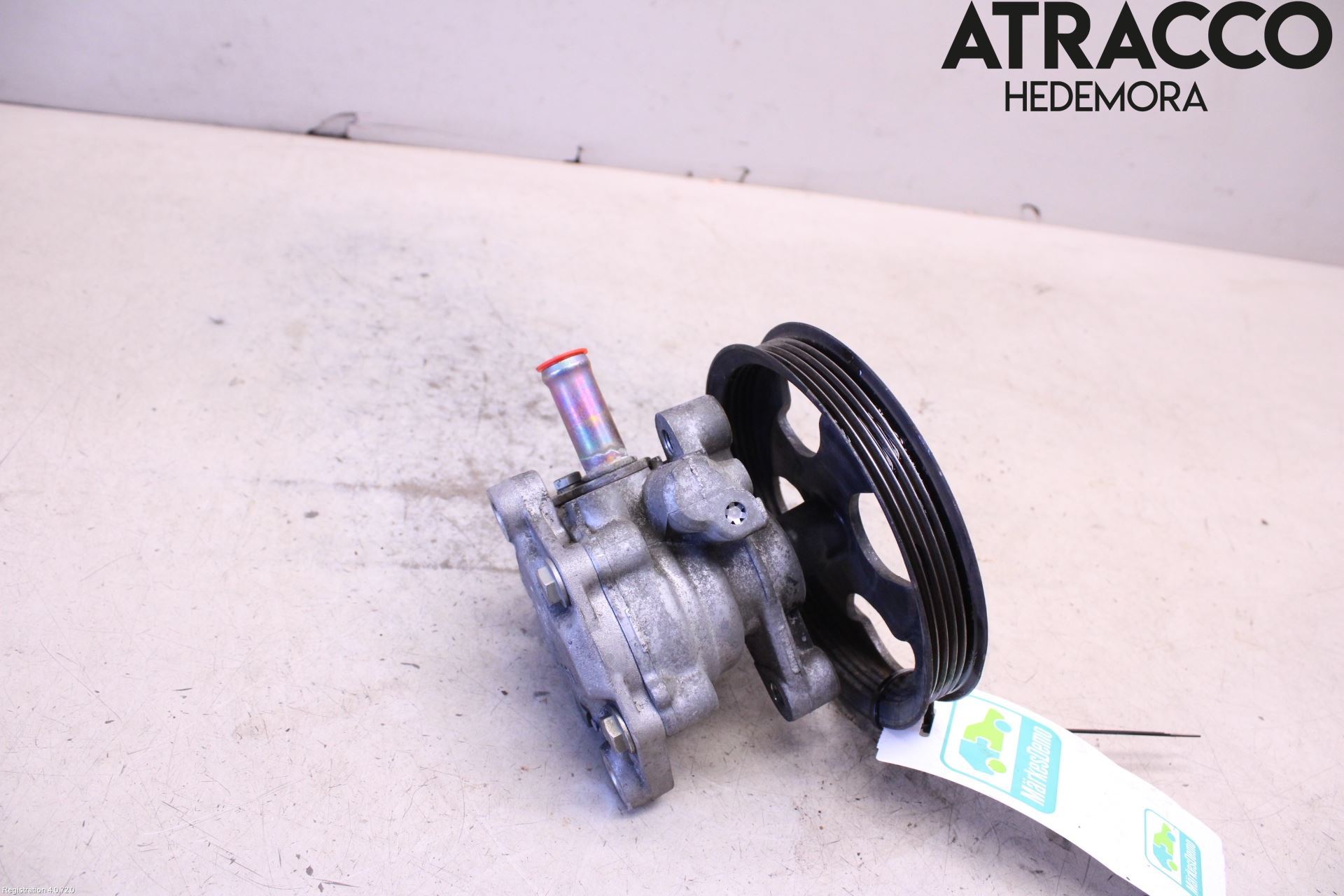 Mitsubishi CARISMA 00-04 Styrservopump