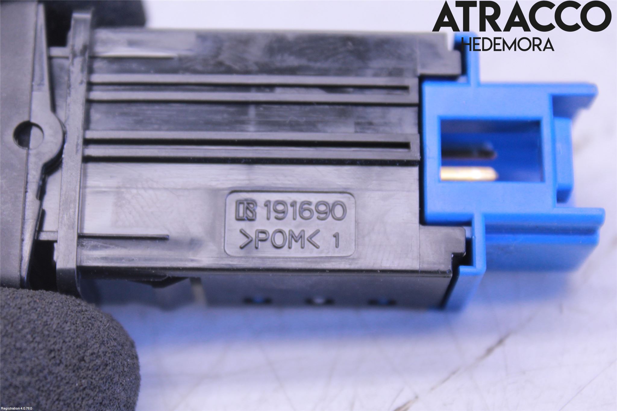 Toyota AURIS 13-19 Strömställare Stolvärme