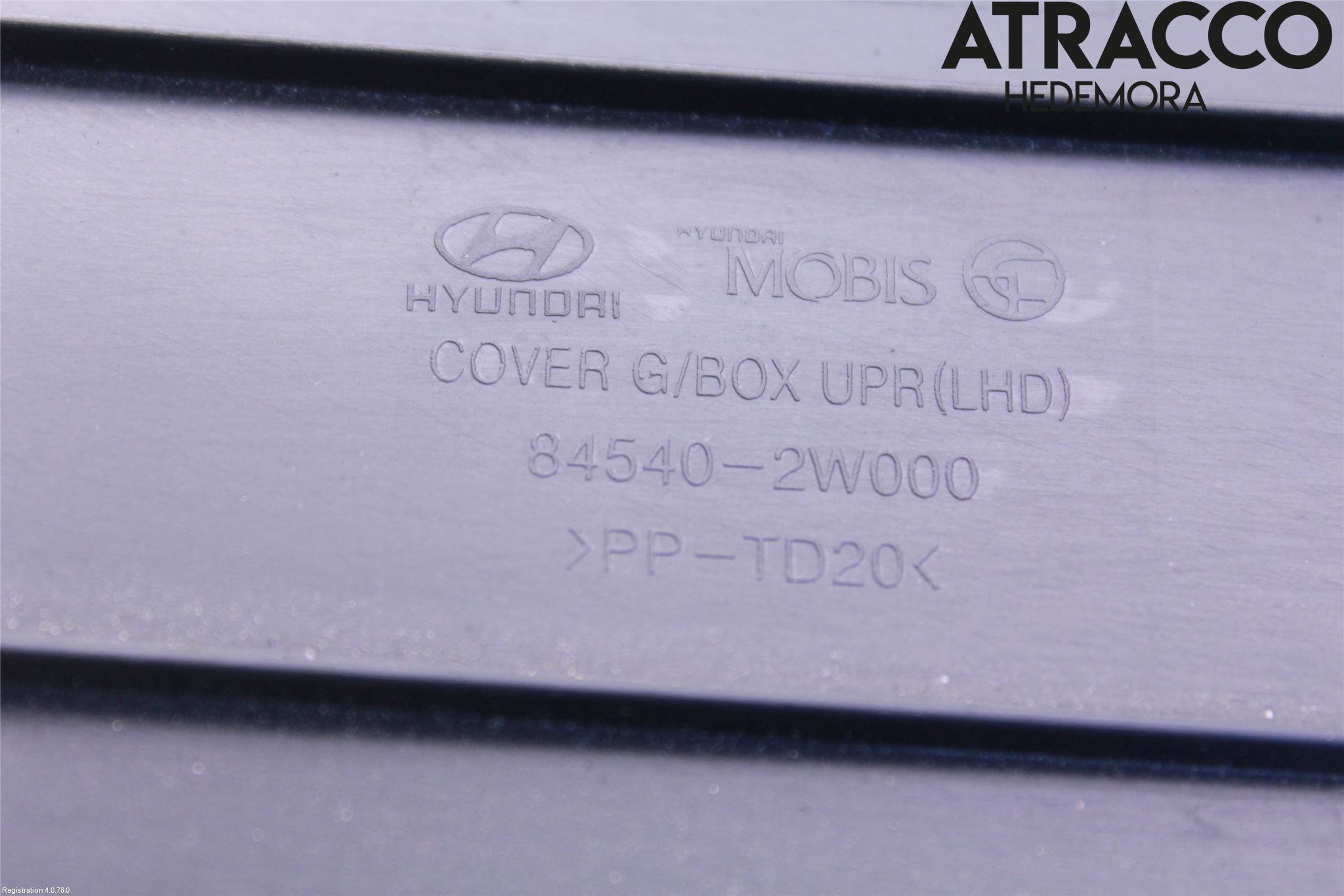 Hyundai SANTA FE 13-18 Handskfack