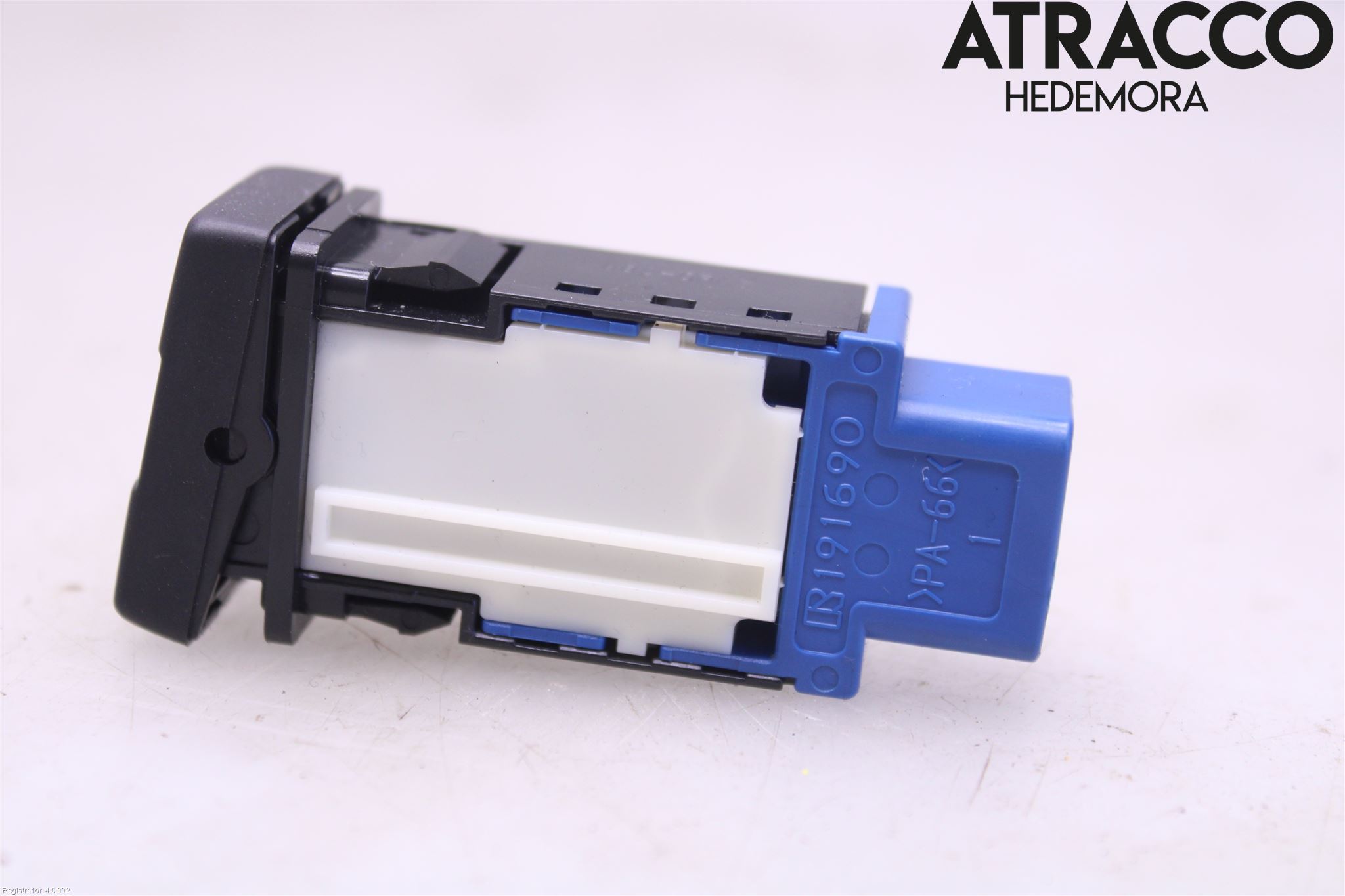 Toyota AURIS 13-19 Strömställare Stolvärme