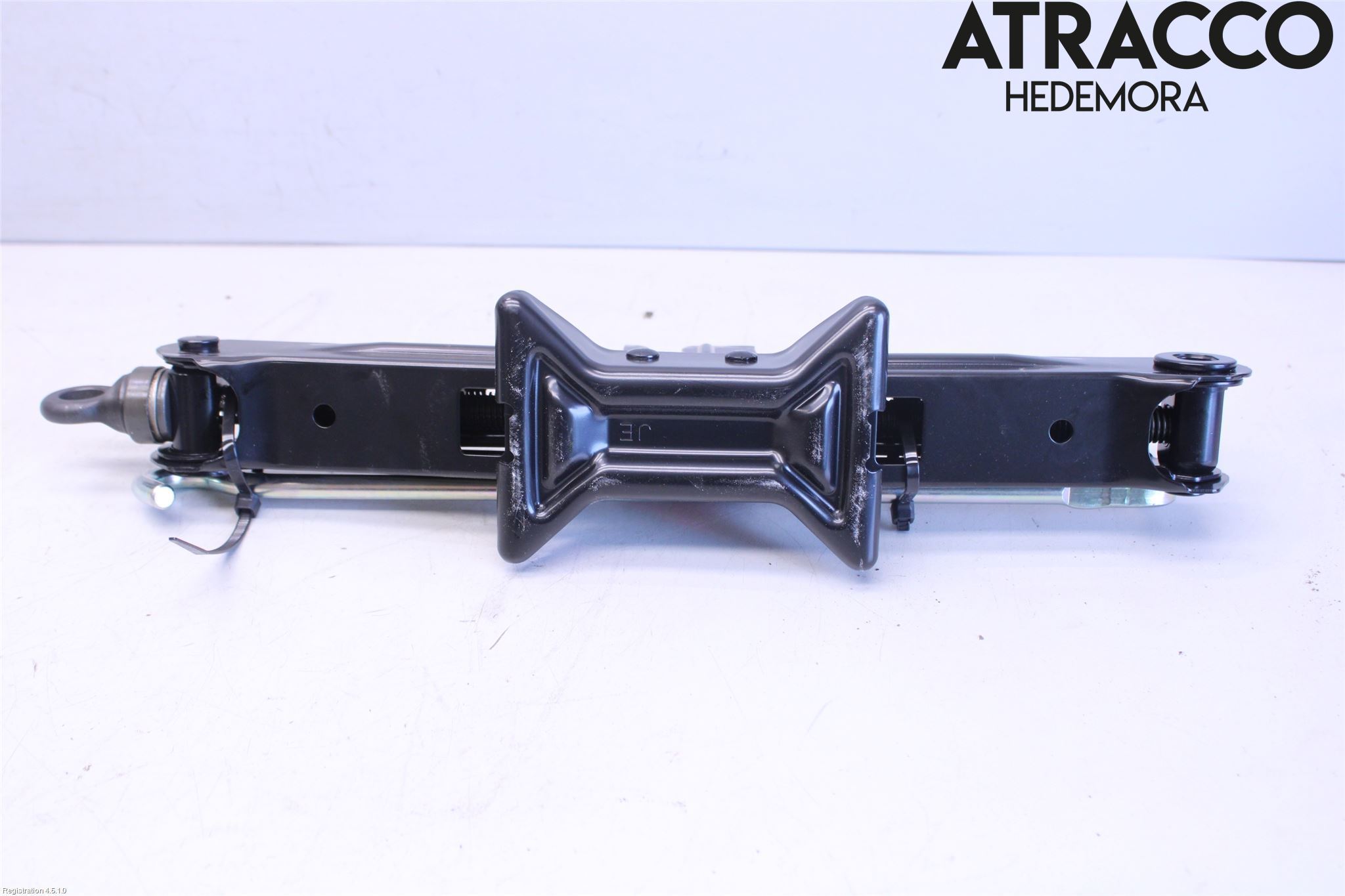 Toyota CAMRY 19-24 Domkraft