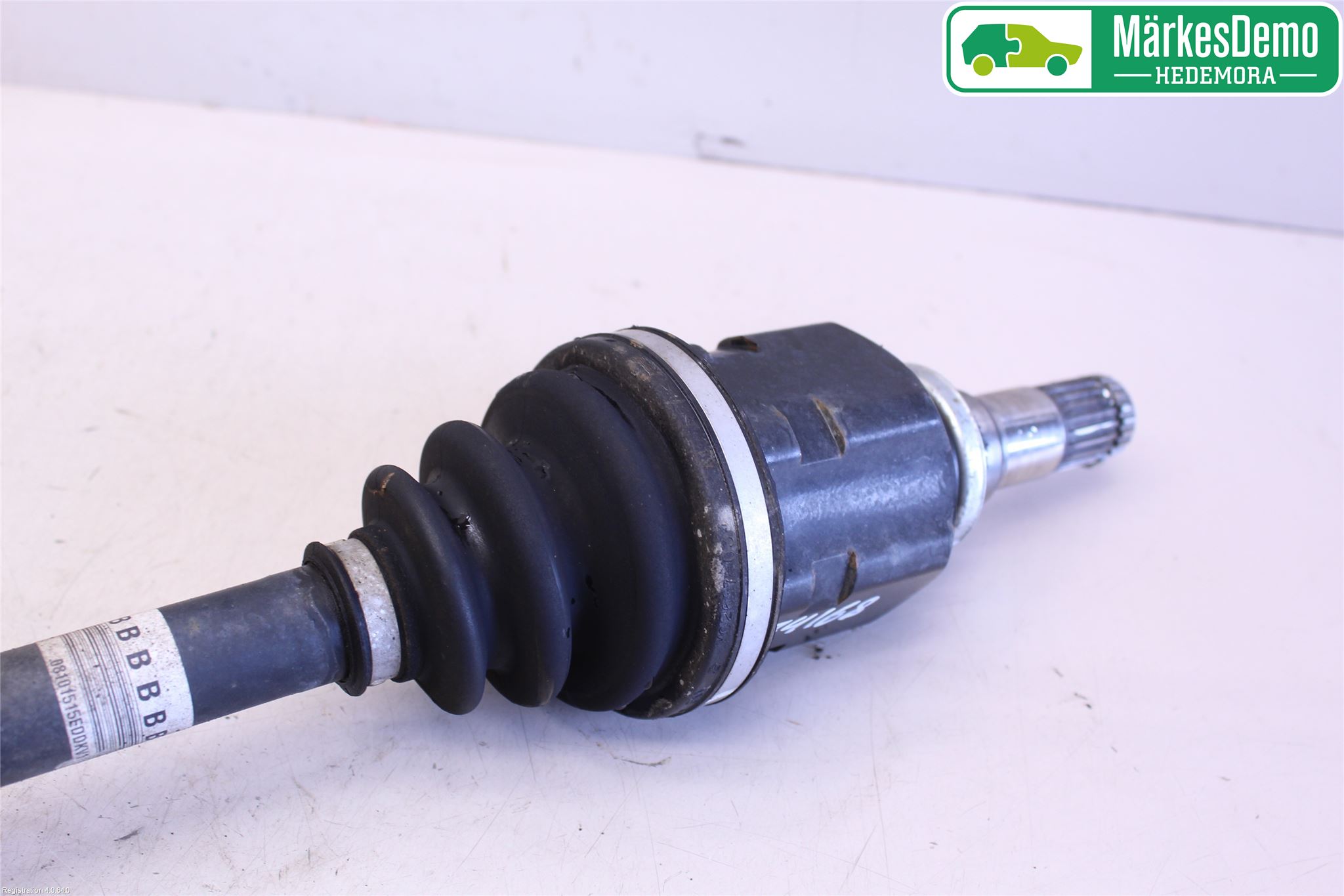 Toyota AURIS 13-19 Drivaxel Fram Vänster