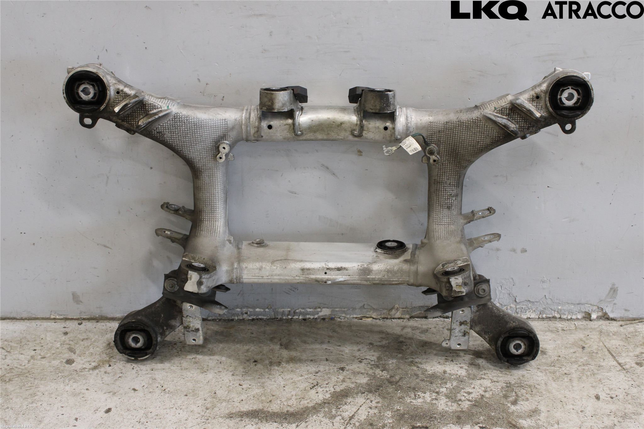 BMW 5 G30/G31/F90 17-23 Bakaxelbalk