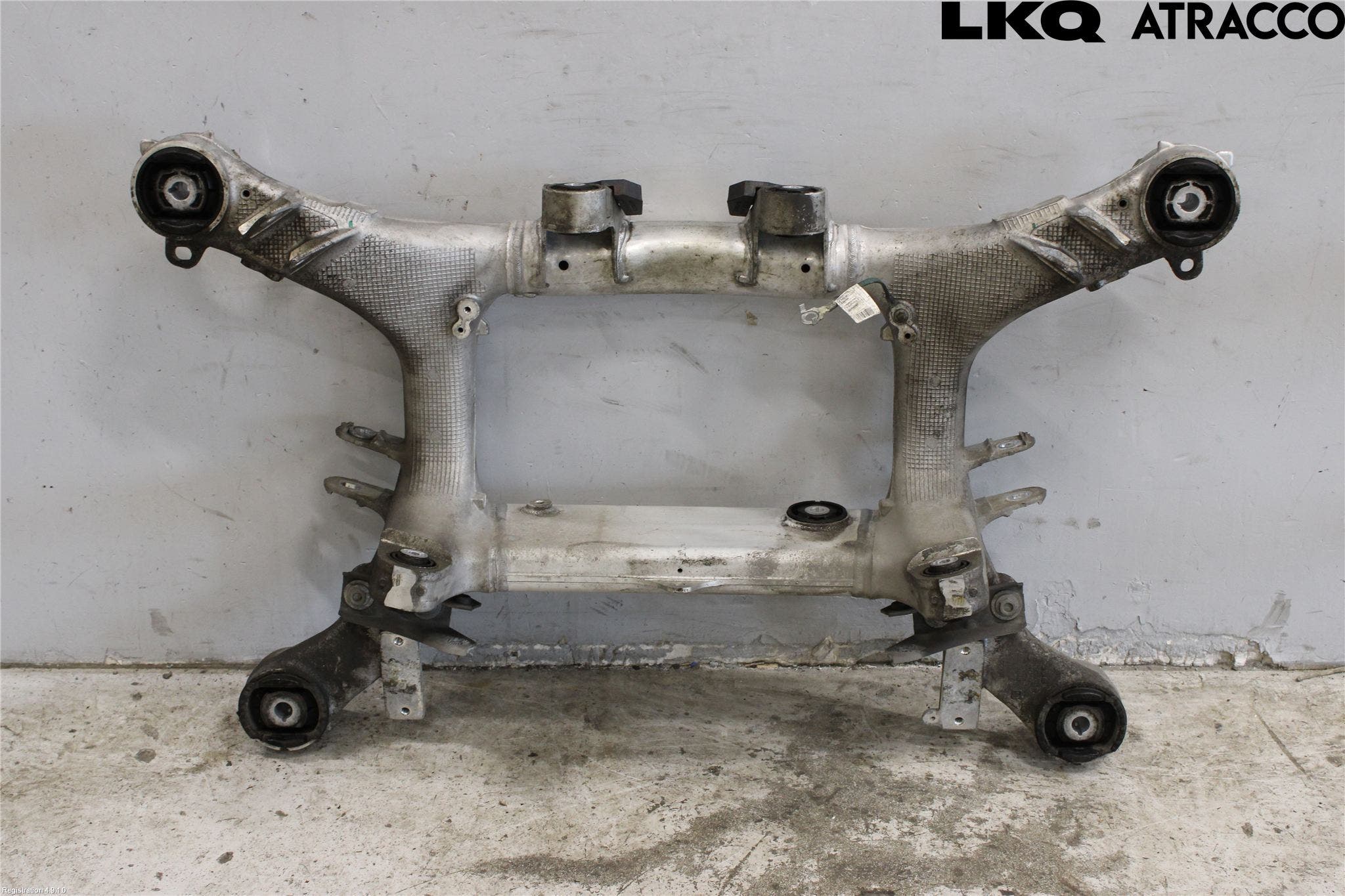 BMW 5 G30/G31/F90 17-23 Bakaxelbalk