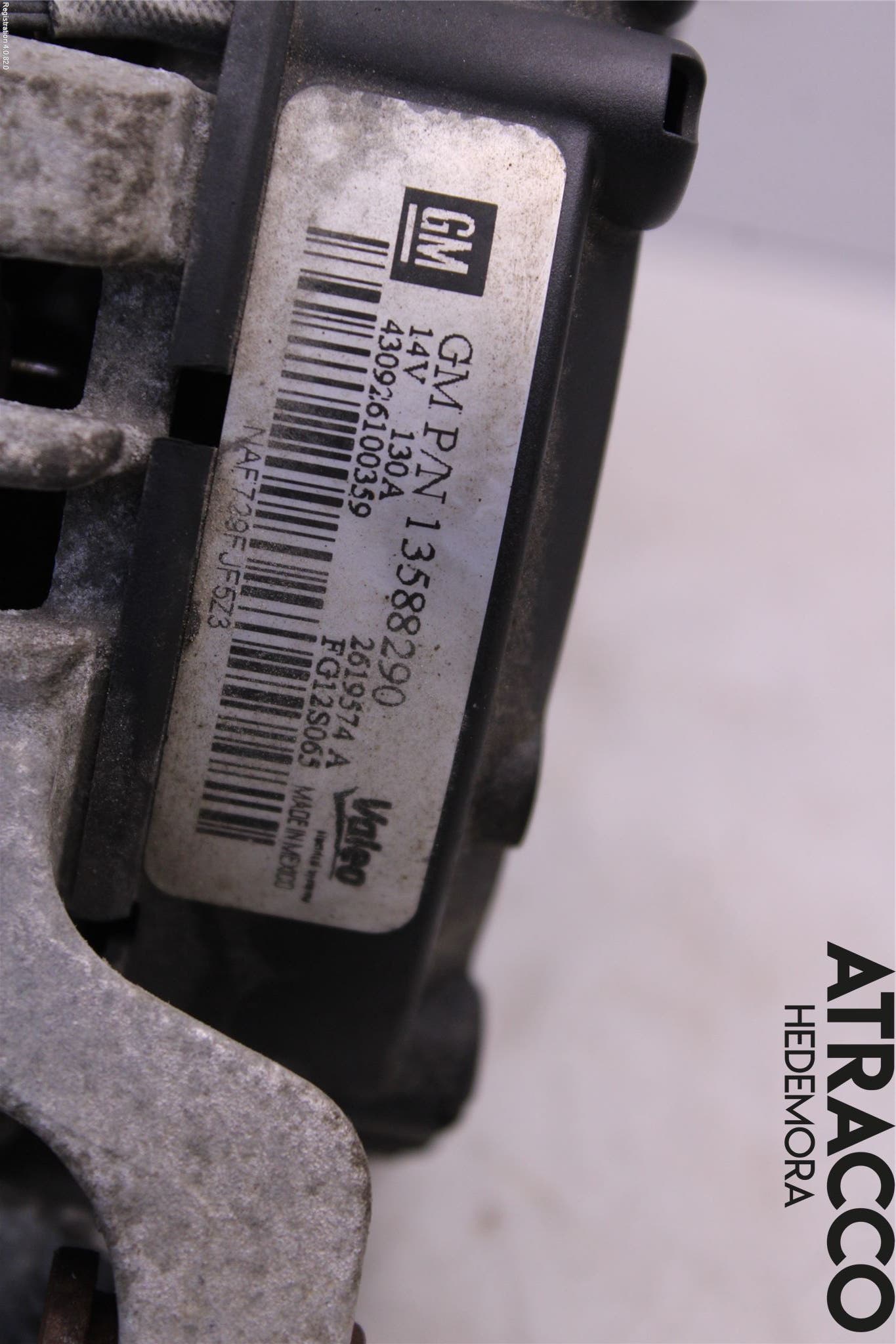 Opel ASTRA J 10-15 Generator