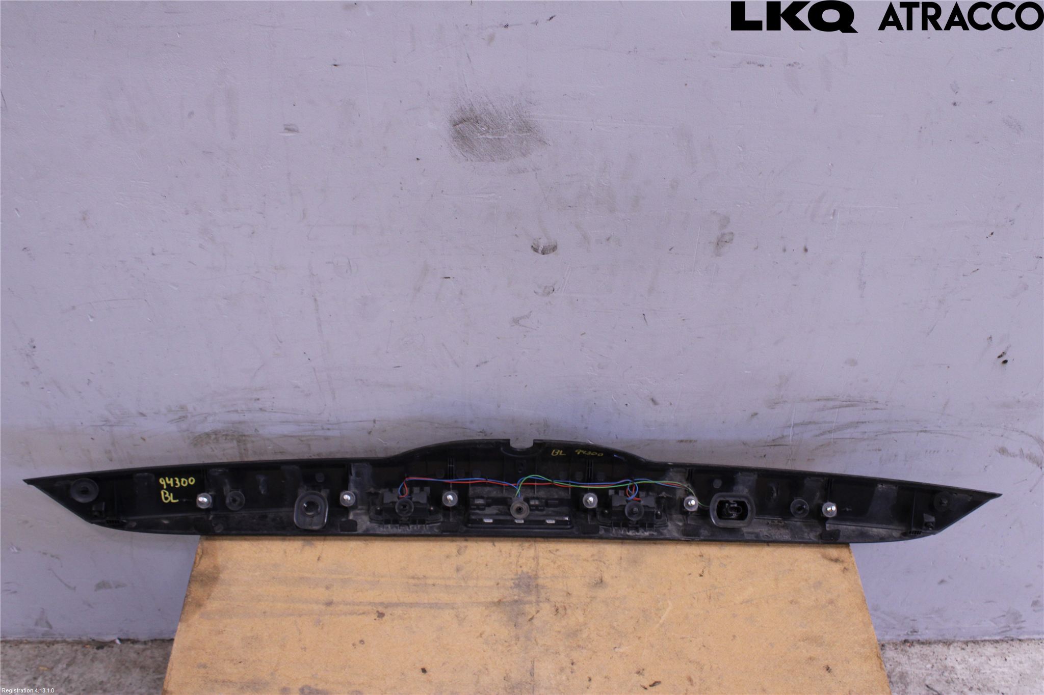 Volvo V60 CROSS COUNTRY 16-18 Spoiler Baklucka