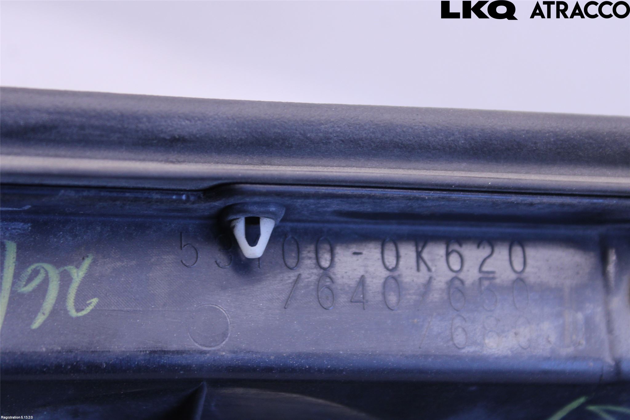 Toyota HILUX 05-16 Grill Komp