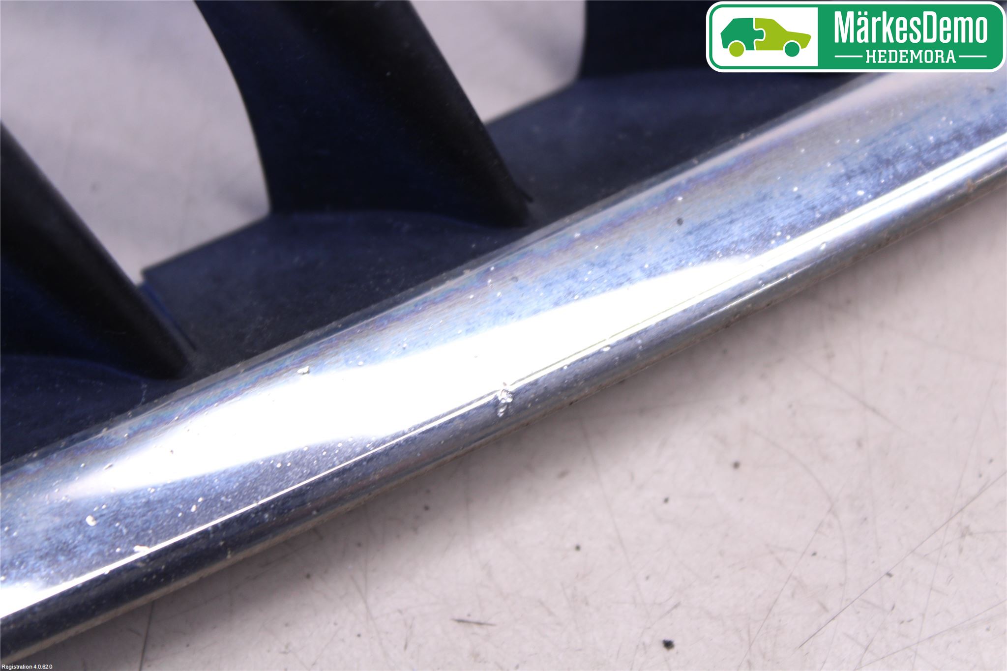 BMW Z4 E86/85Cou/CAB 02-08 Grilldel Höger