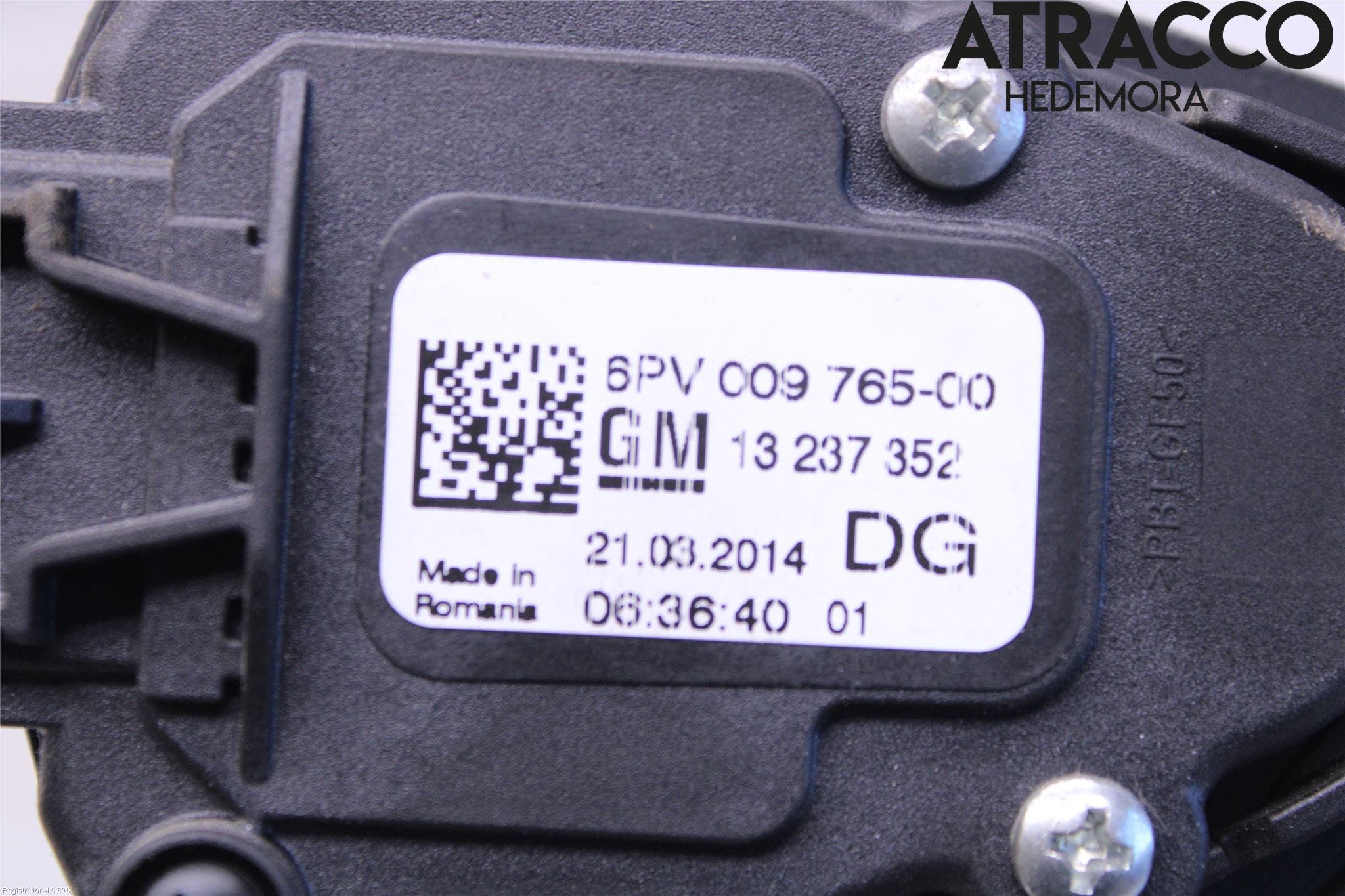 Opel INSIGNIA 09-16 Gaspedal