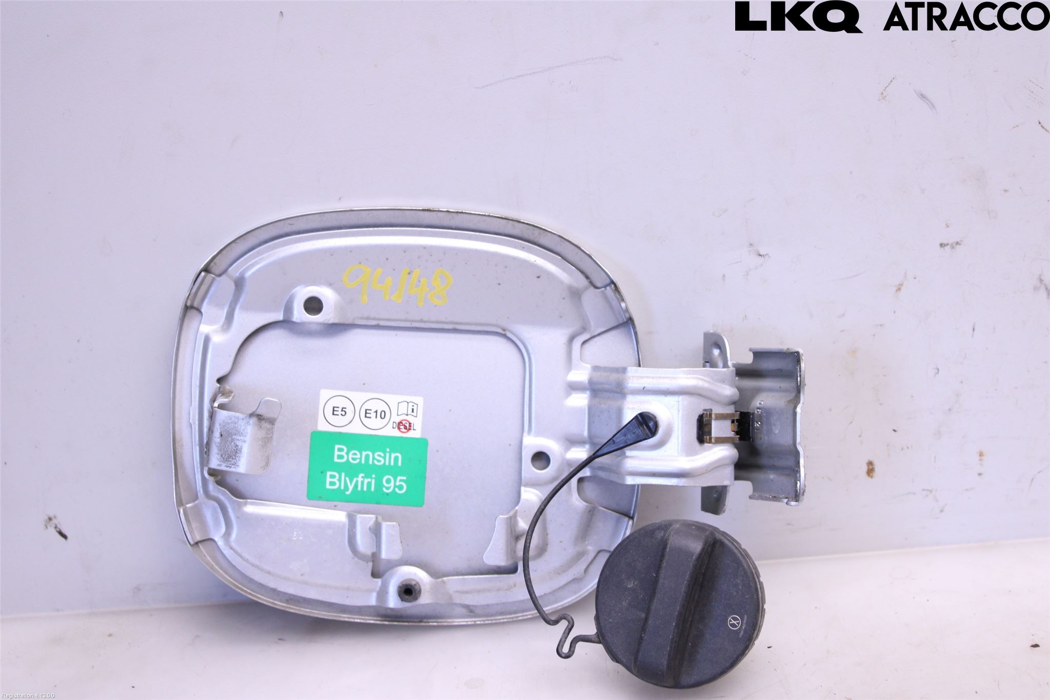 Toyota COROLLA 19- Tanklucka