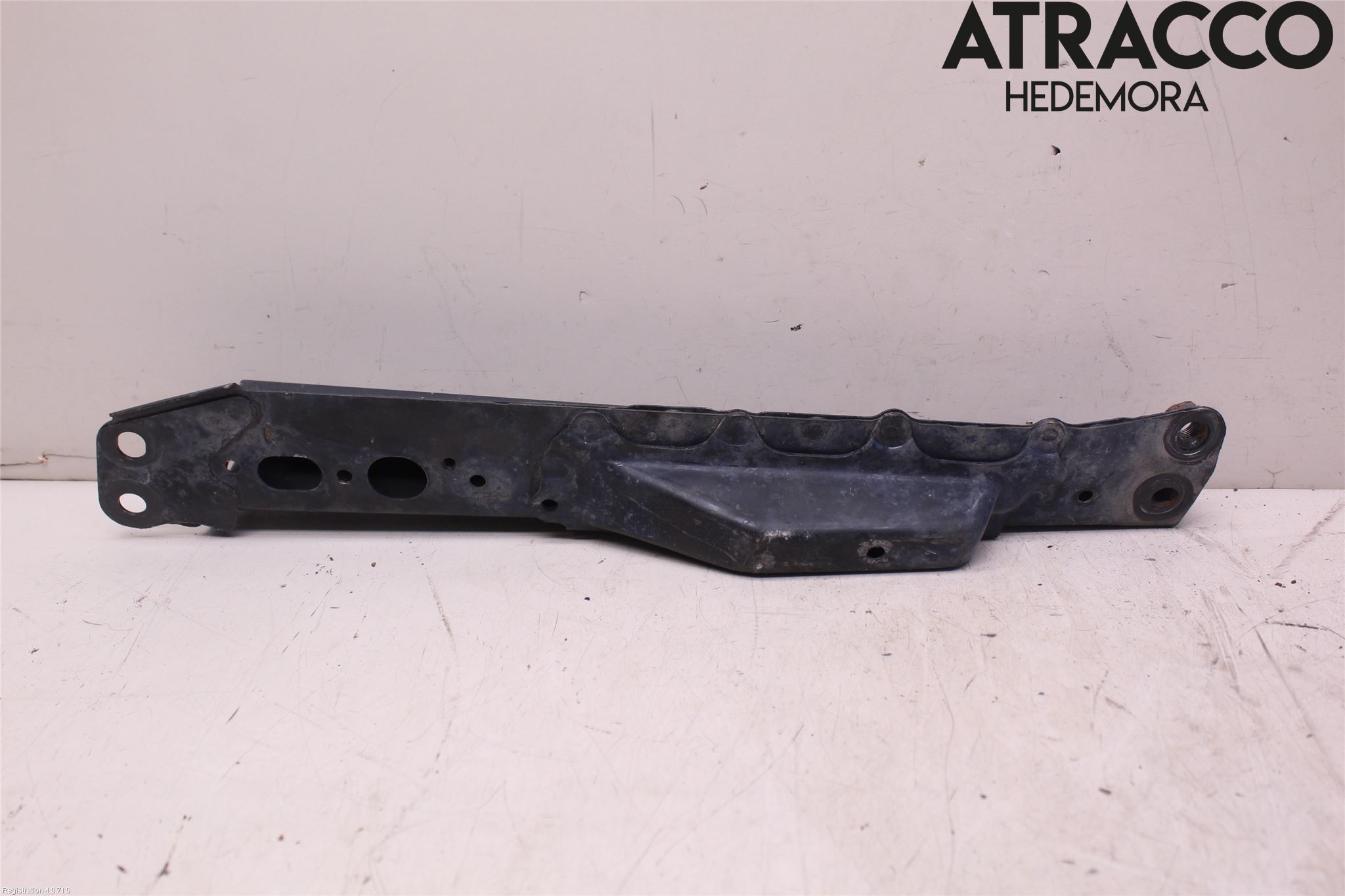 Toyota AVENSIS 09-15 Motorbalk