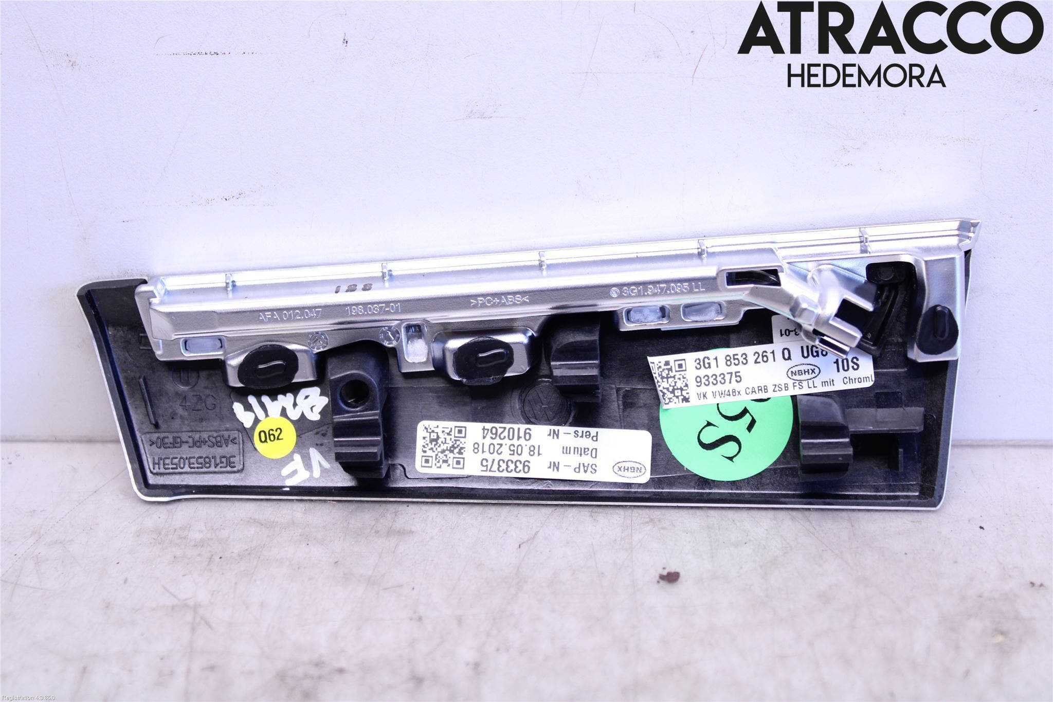 Volkswagen VW ARTEON 17- Instrumentbräda Inlägg-Dekorlist