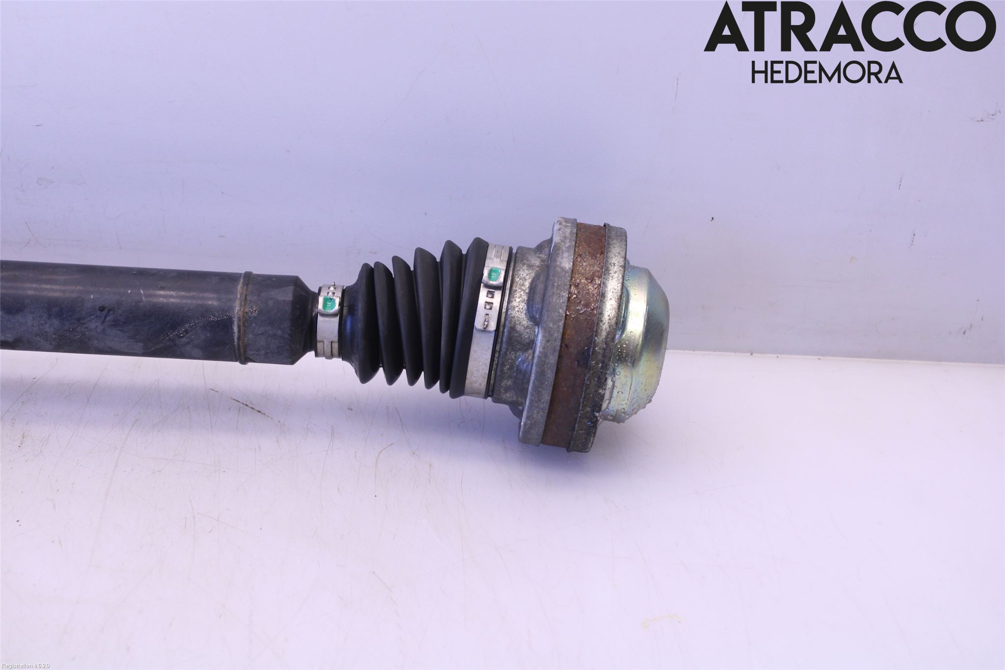 Volkswagen VW PASSAT 11-14 Drivaxel Fram Höger