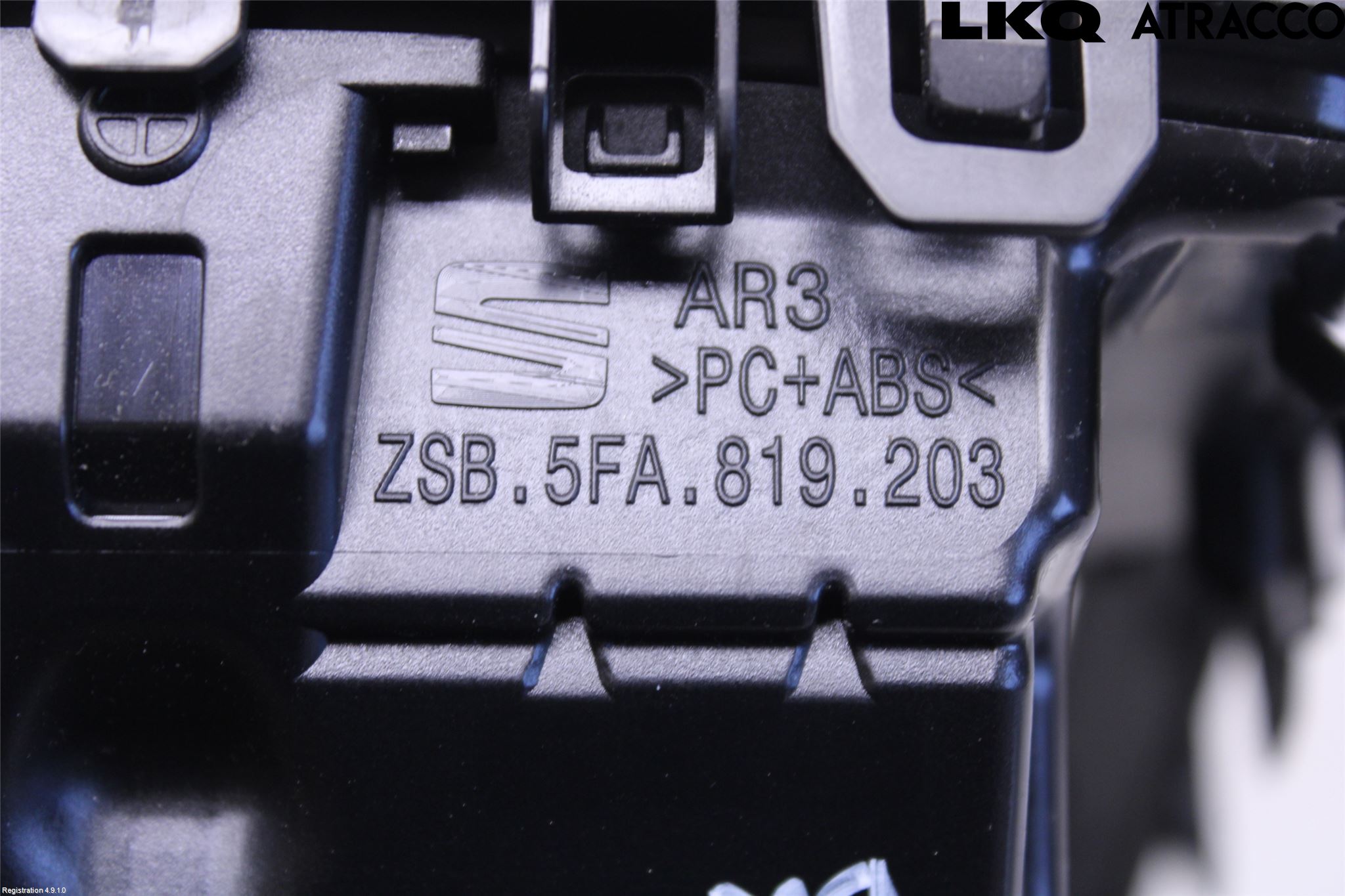 Seat LEON 20- Defrosterkanal-Munstycke