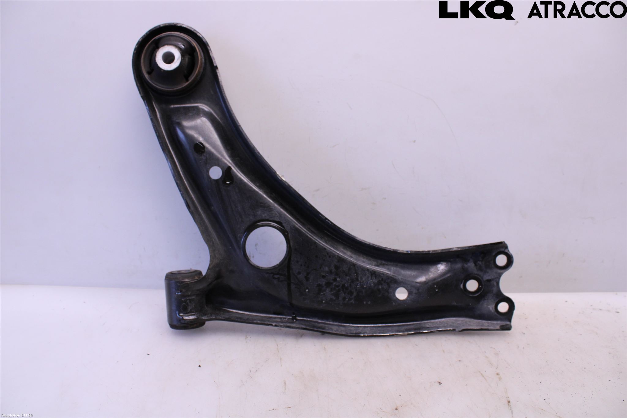 Toyota YARIS XP21 20- Bärarm Fram Undre Hö