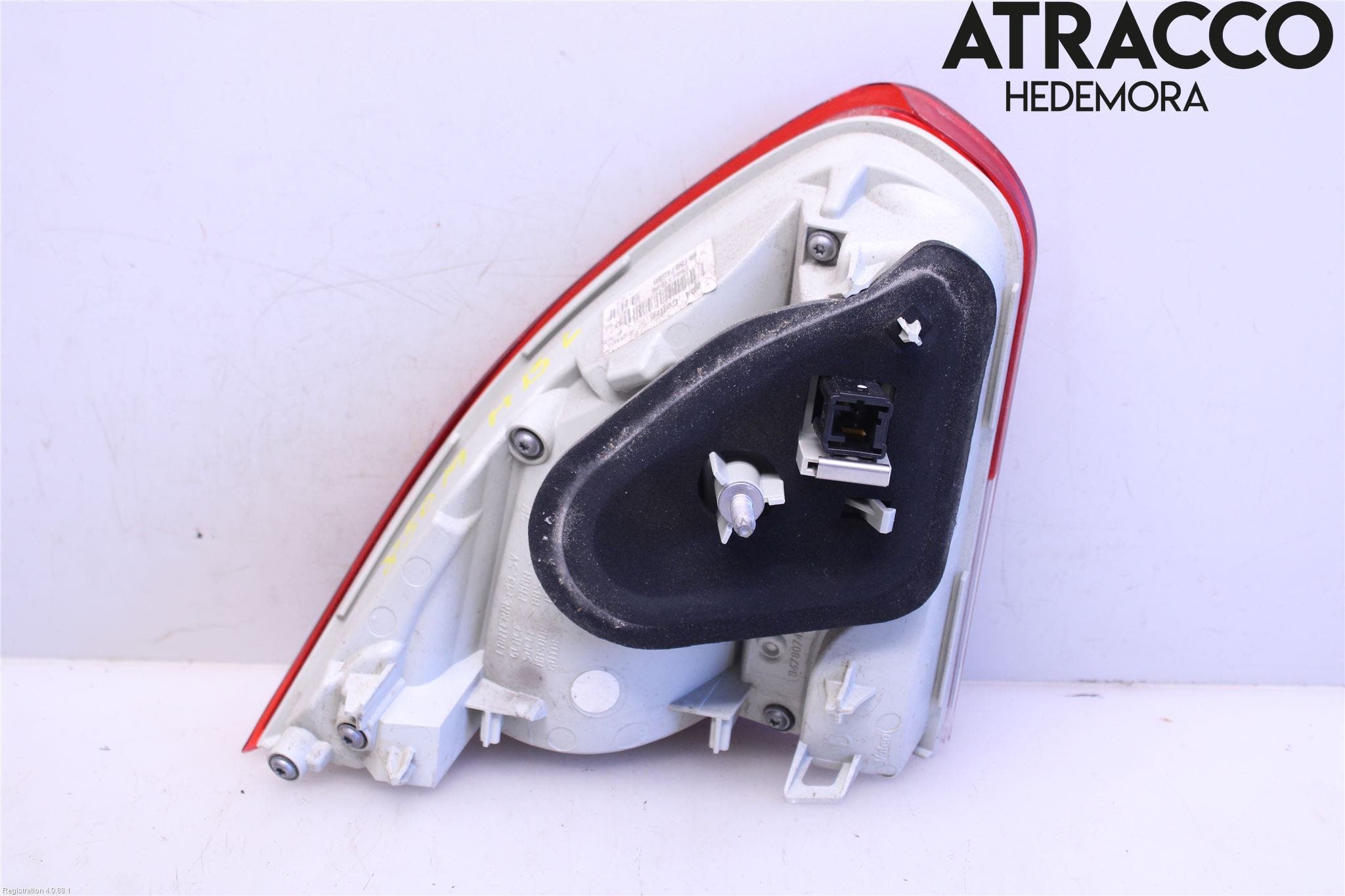 Peugeot 2008 13-20 Bakljus Lucka Hö