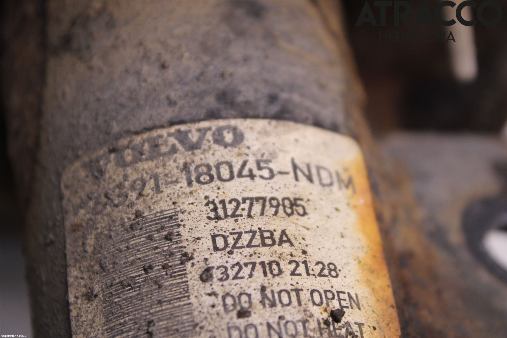 Volvo V70 08-13 Fjäderben Fram Höger