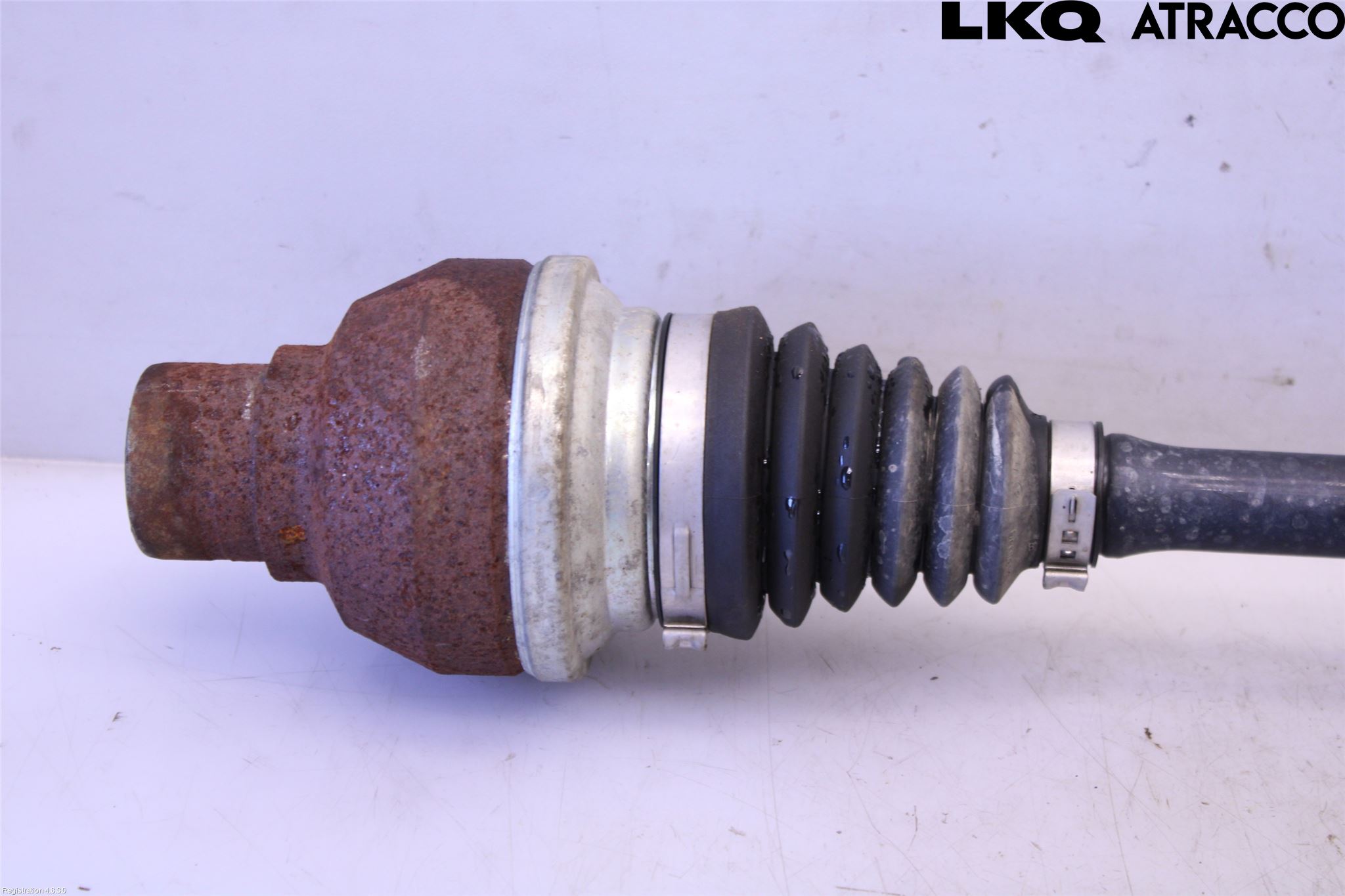 Volkswagen VW TOURAN 16- Drivaxel Fram Höger